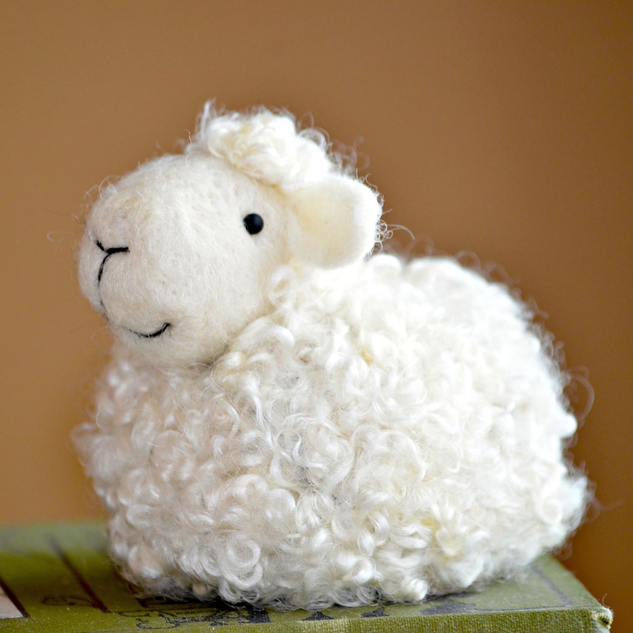 12 Easy and Small Needle Felting Projects – Felting