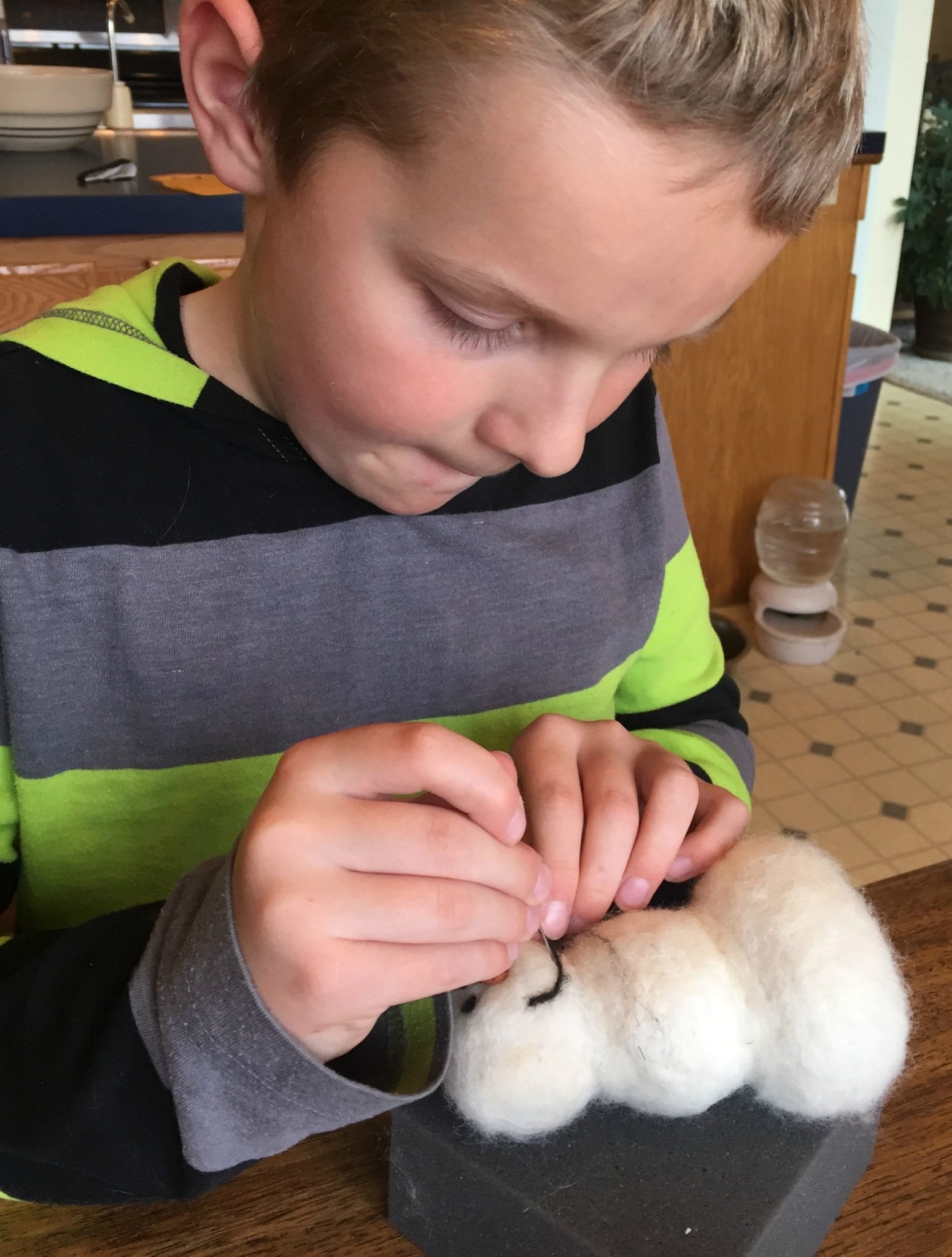 Bunny Needle Felting Kit (Advanced Beginner) - Bear Creek Felting