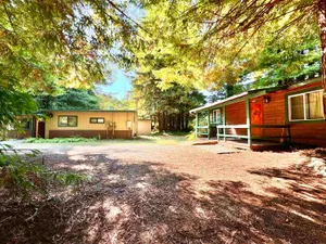 MLS# 240384 Address: 185 Powerline Road