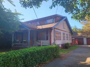 MLS# 230461 Address: 728 Pacific Avenue