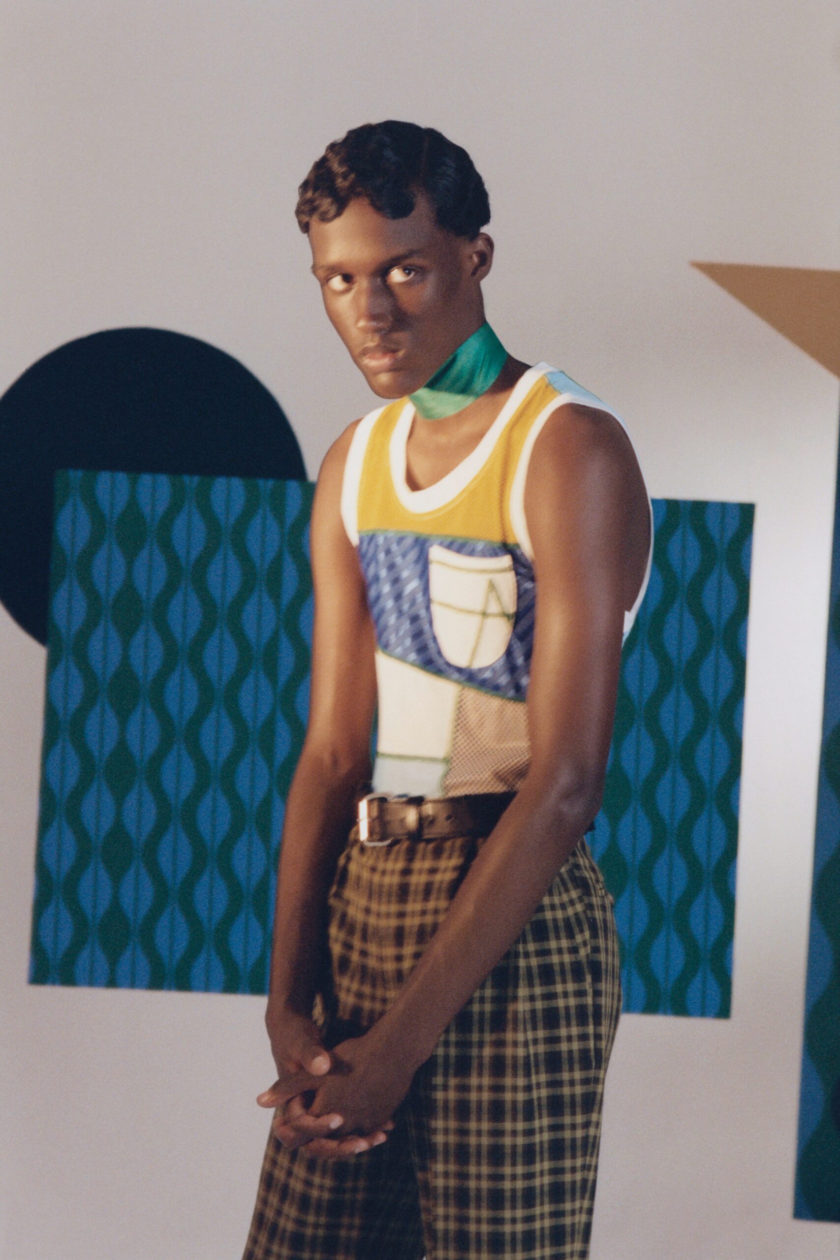 blue cotton sleeveless high-neck fitted color-blocked pockets tank-top