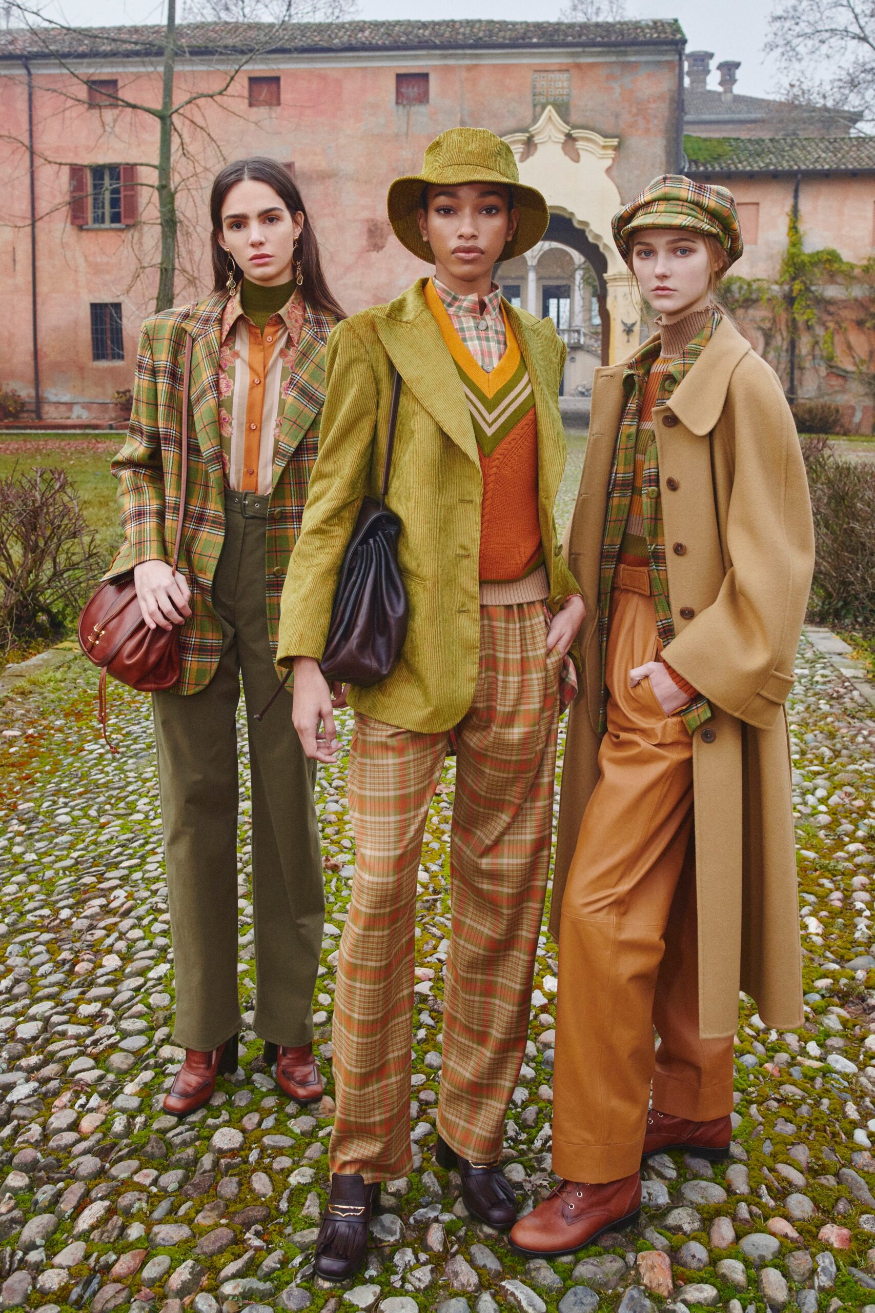 Alberta Ferretti F/W 21 Look 1