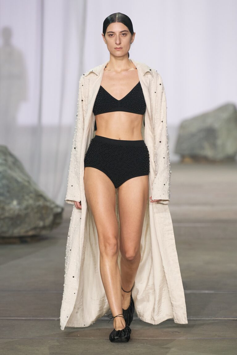 Albus Lumen Australia Resort 2024
