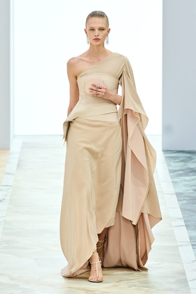 Fendi Fall 2023 Couture