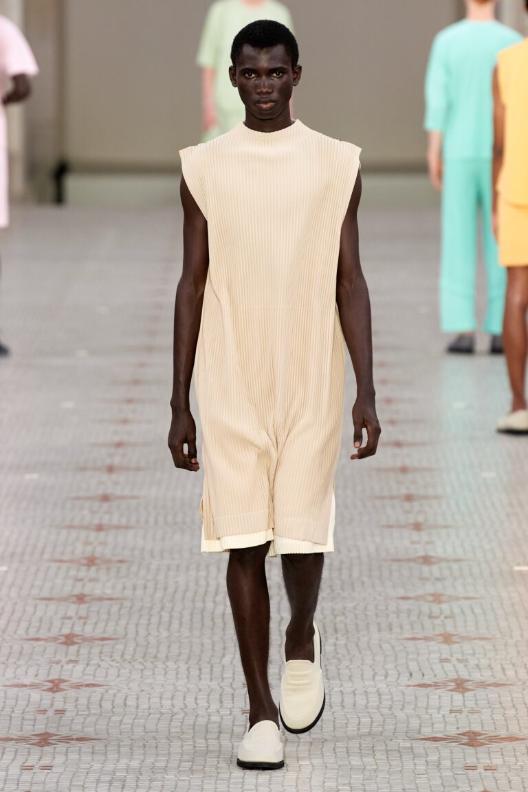 Homme Plissé Issey Miyake Spring 2024 Menswear
