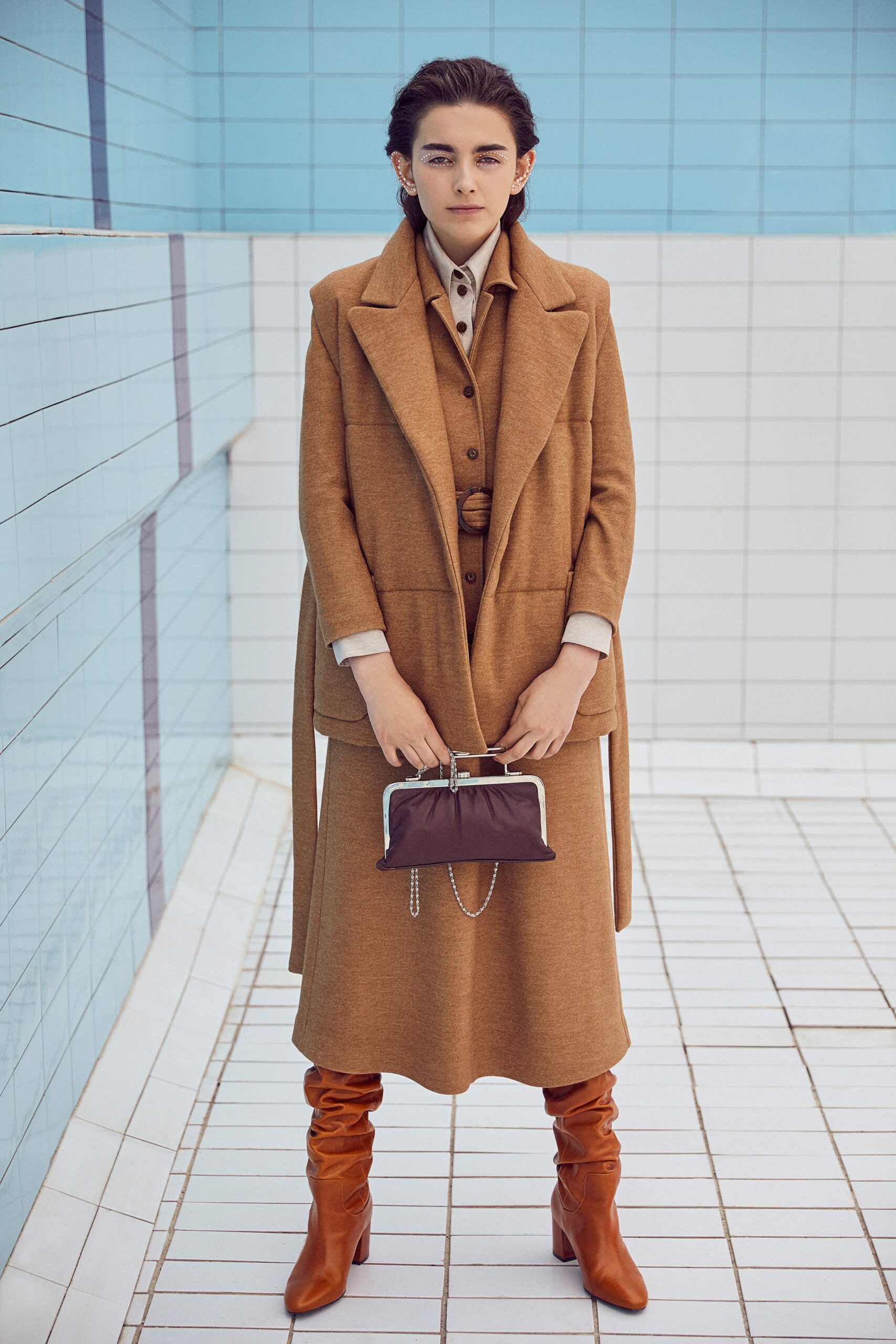 brown wool long-sleeve collared structured buttoned midi coat