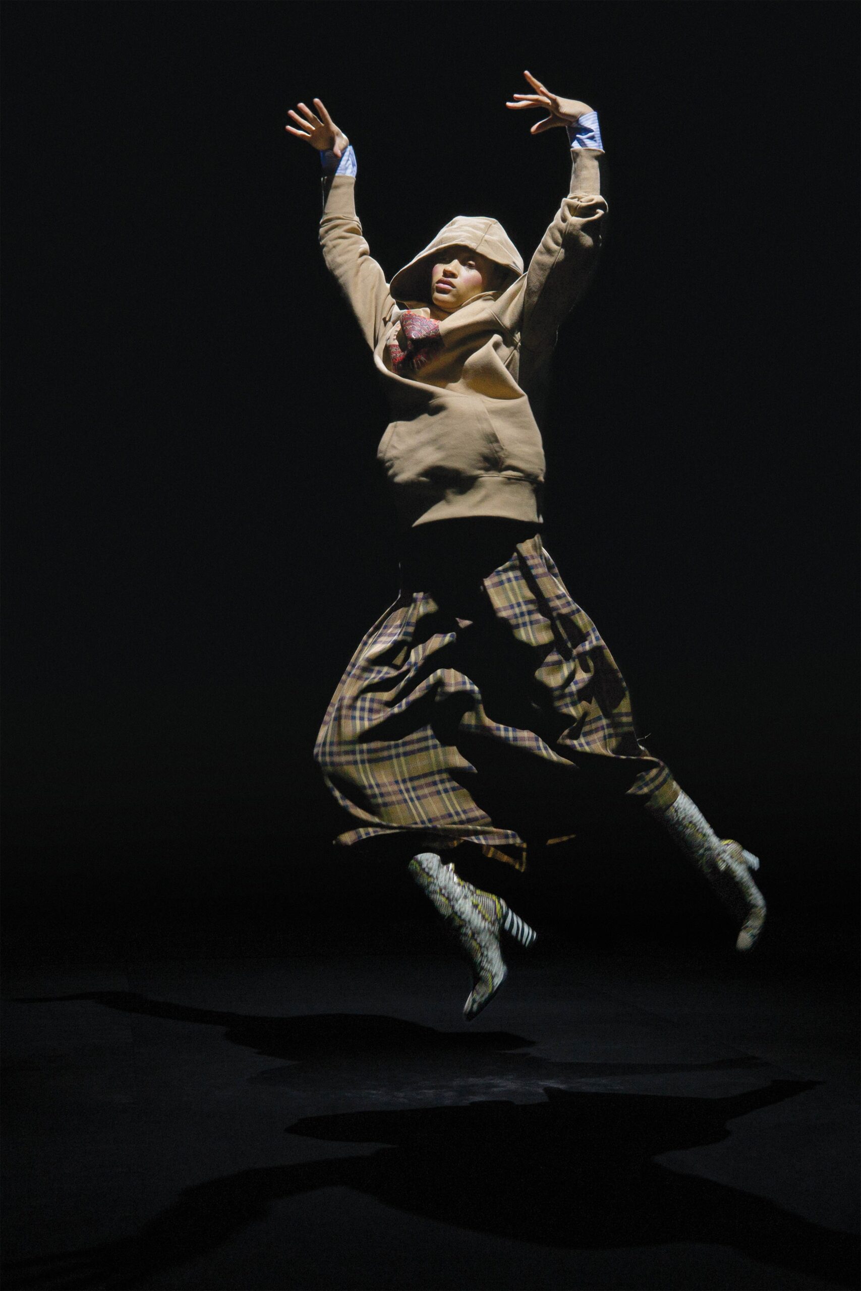 beige hoodie with checked pants