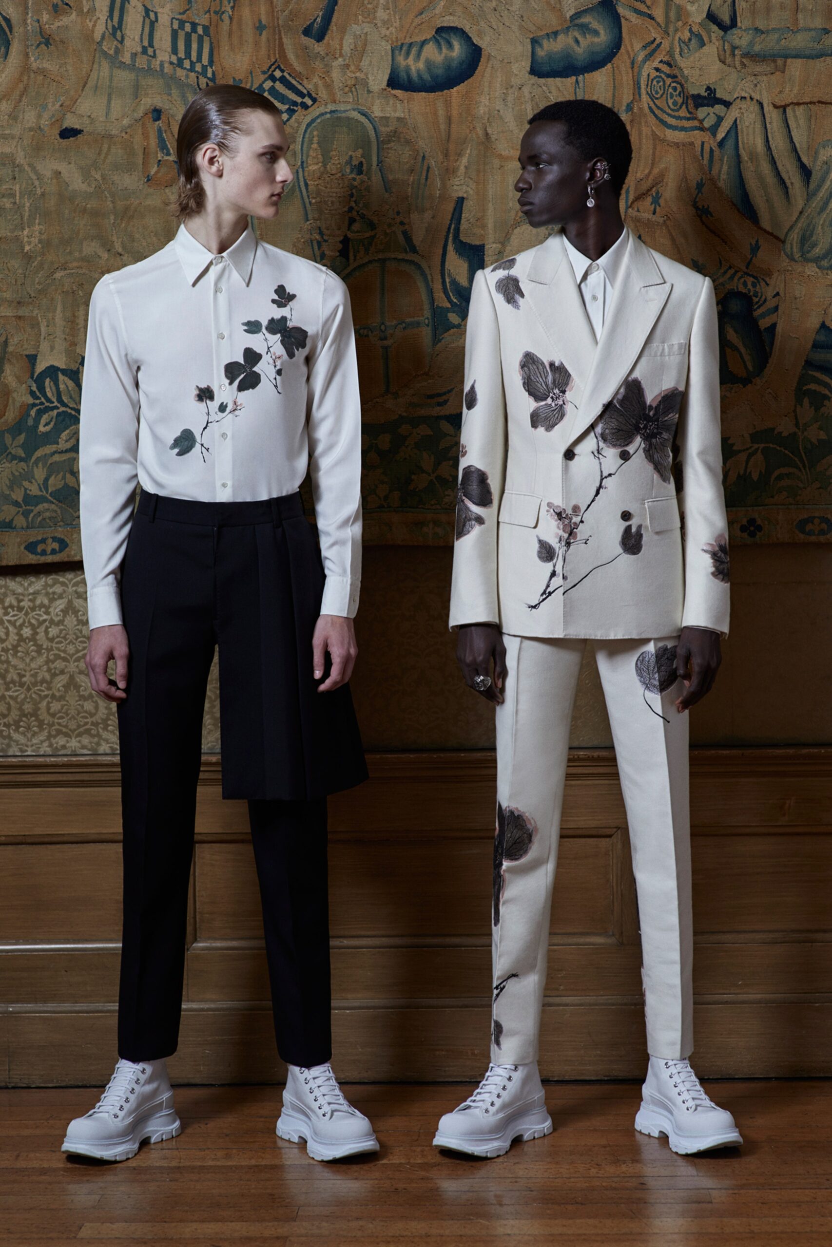beige cotton long-sleeve collared tailored printed suit