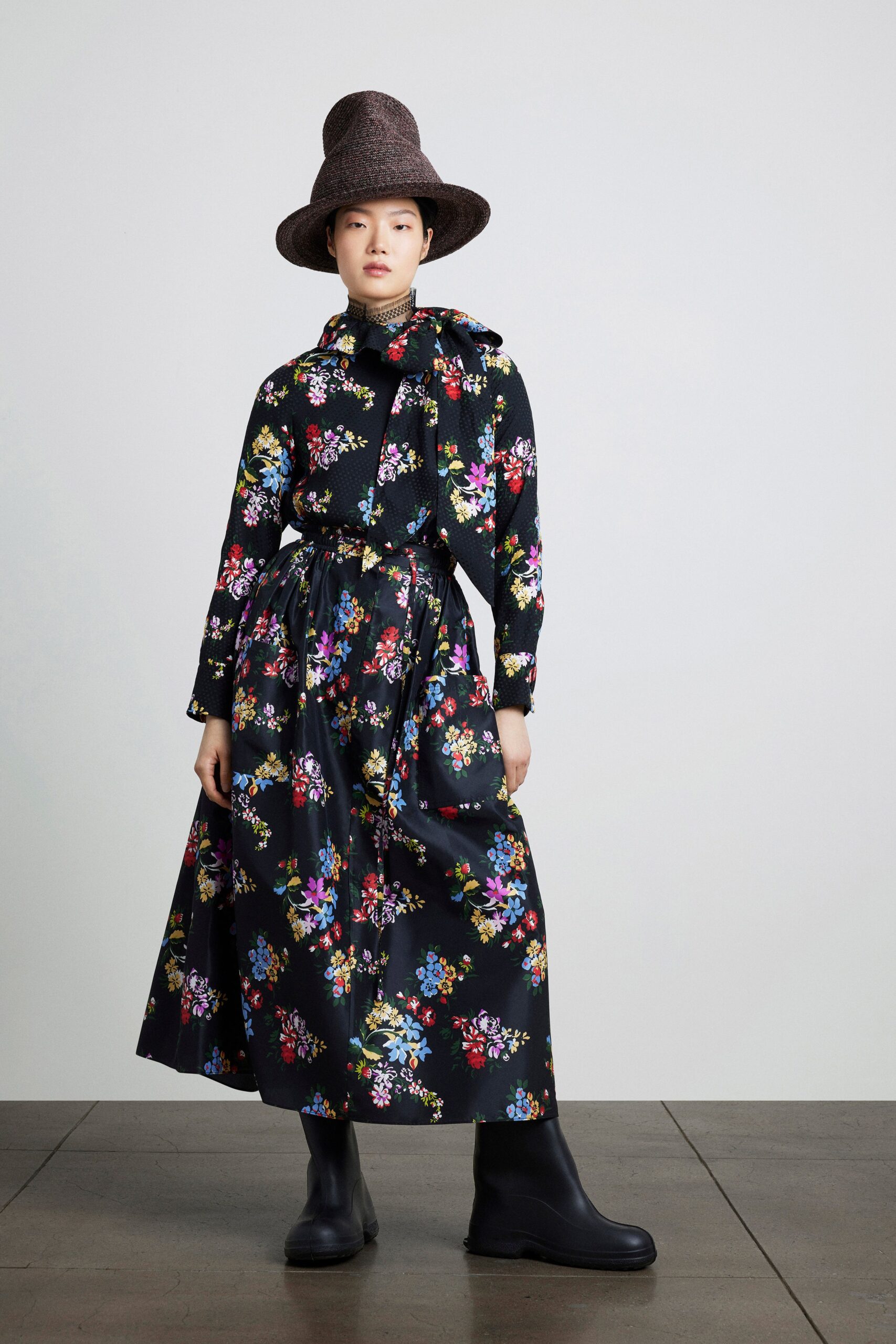black floral maxi dress with hat