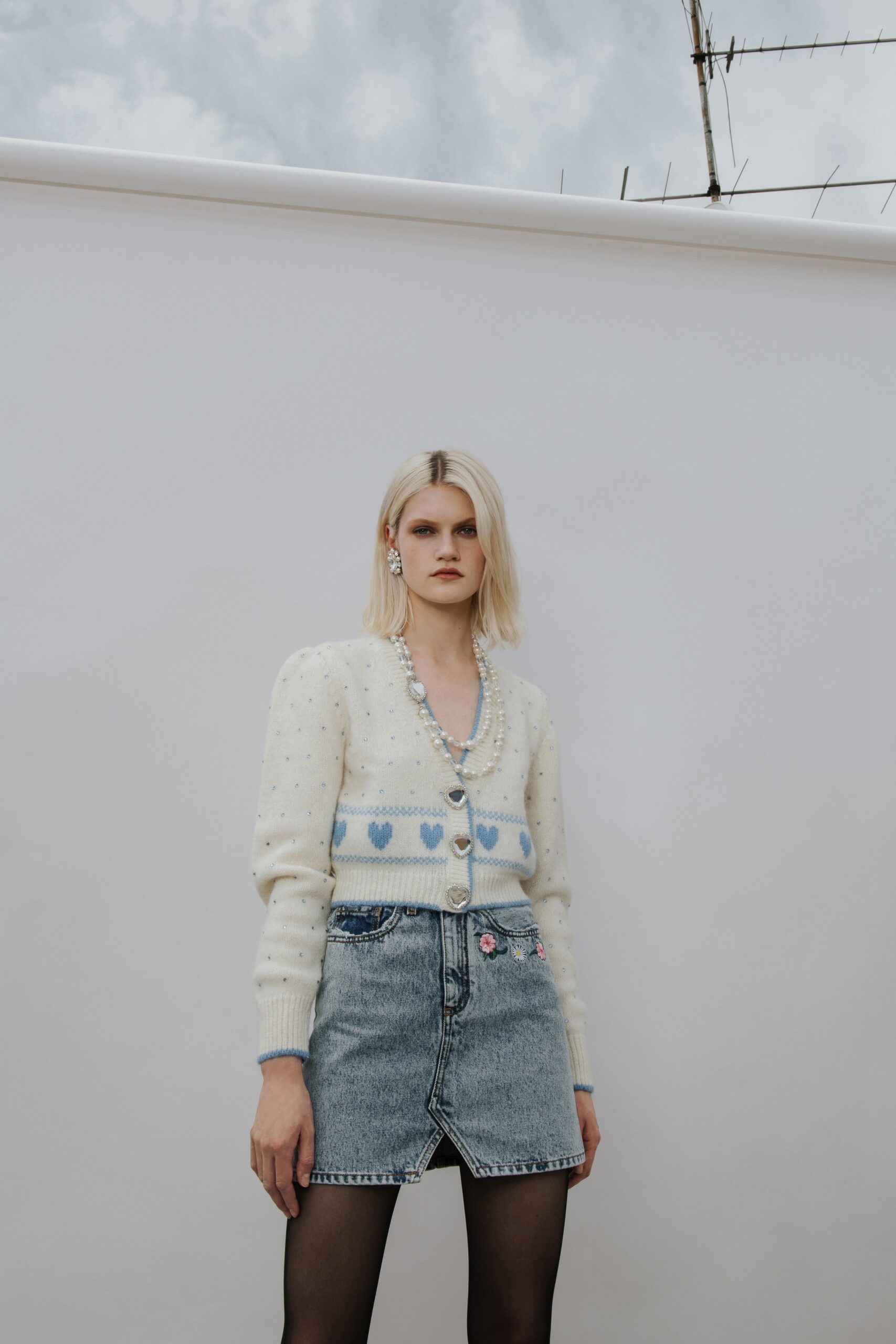 blue denim fitted buttoned mini skirt