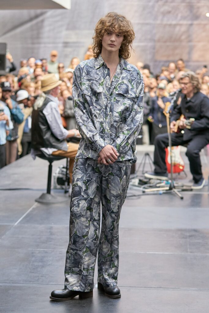 A relaxed-fit multicolor floral shirt with long sleeves and matching pants.