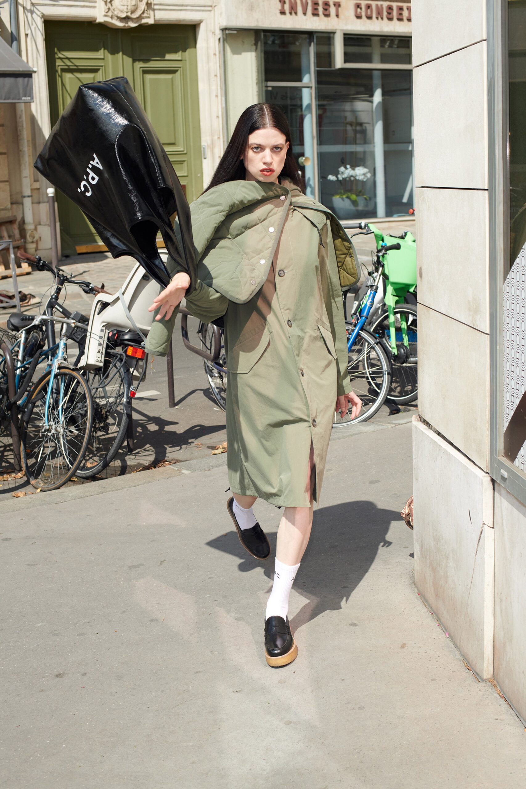 green cotton long-sleeve collared relaxed buttoned midi coat