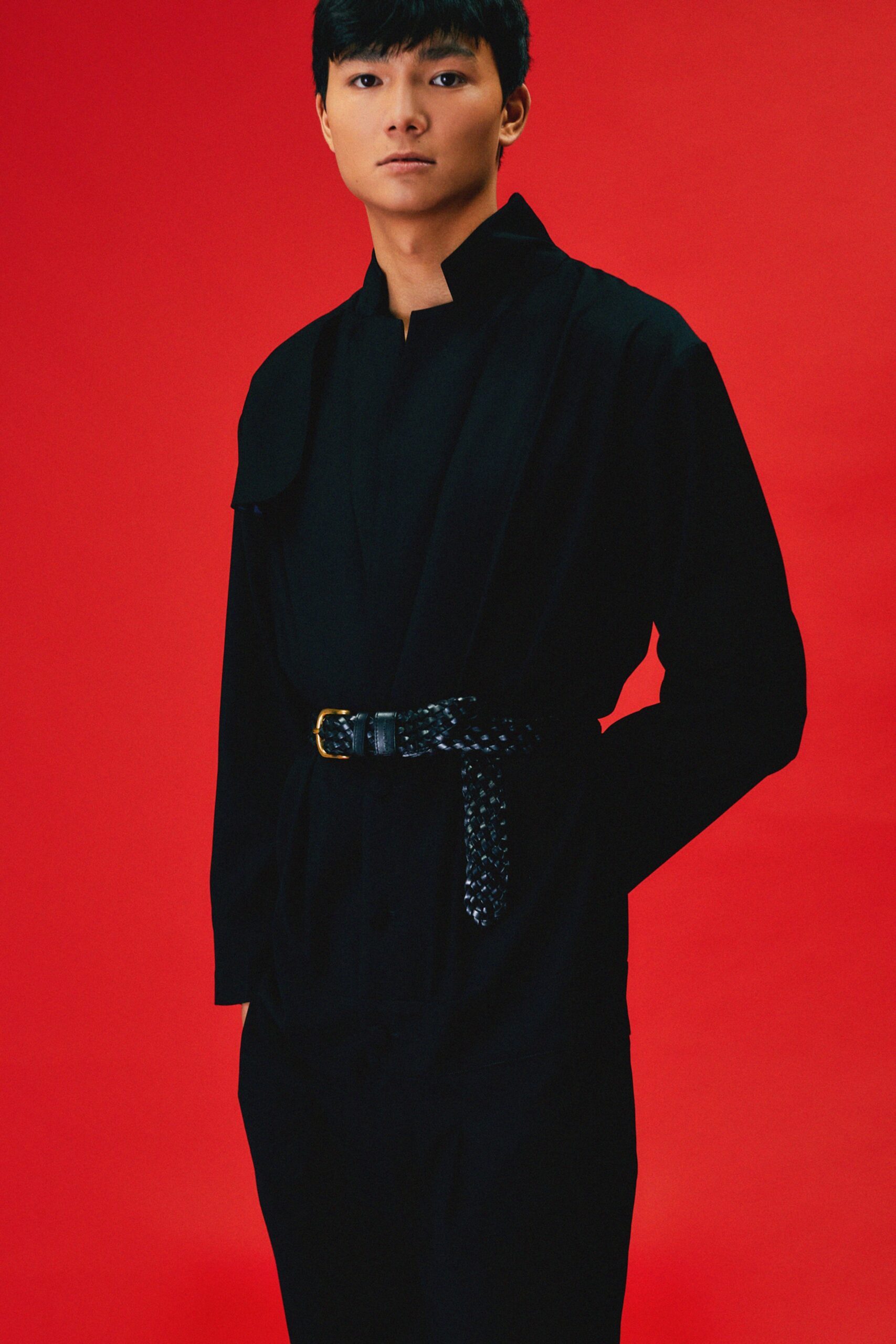 black fitted jacket and pants