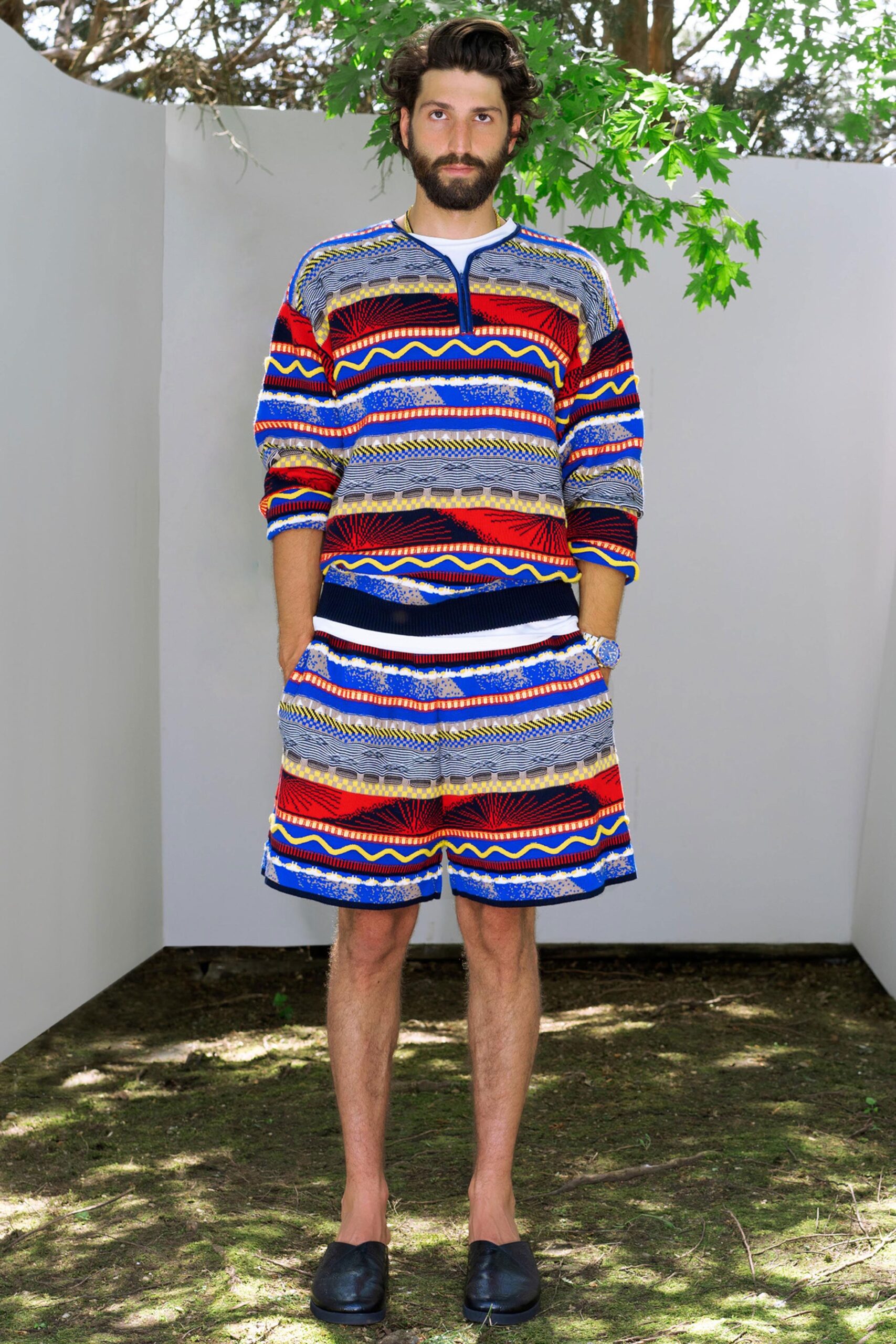 A relaxed-fit striped cotton top with short sleeves paired with matching shorts.