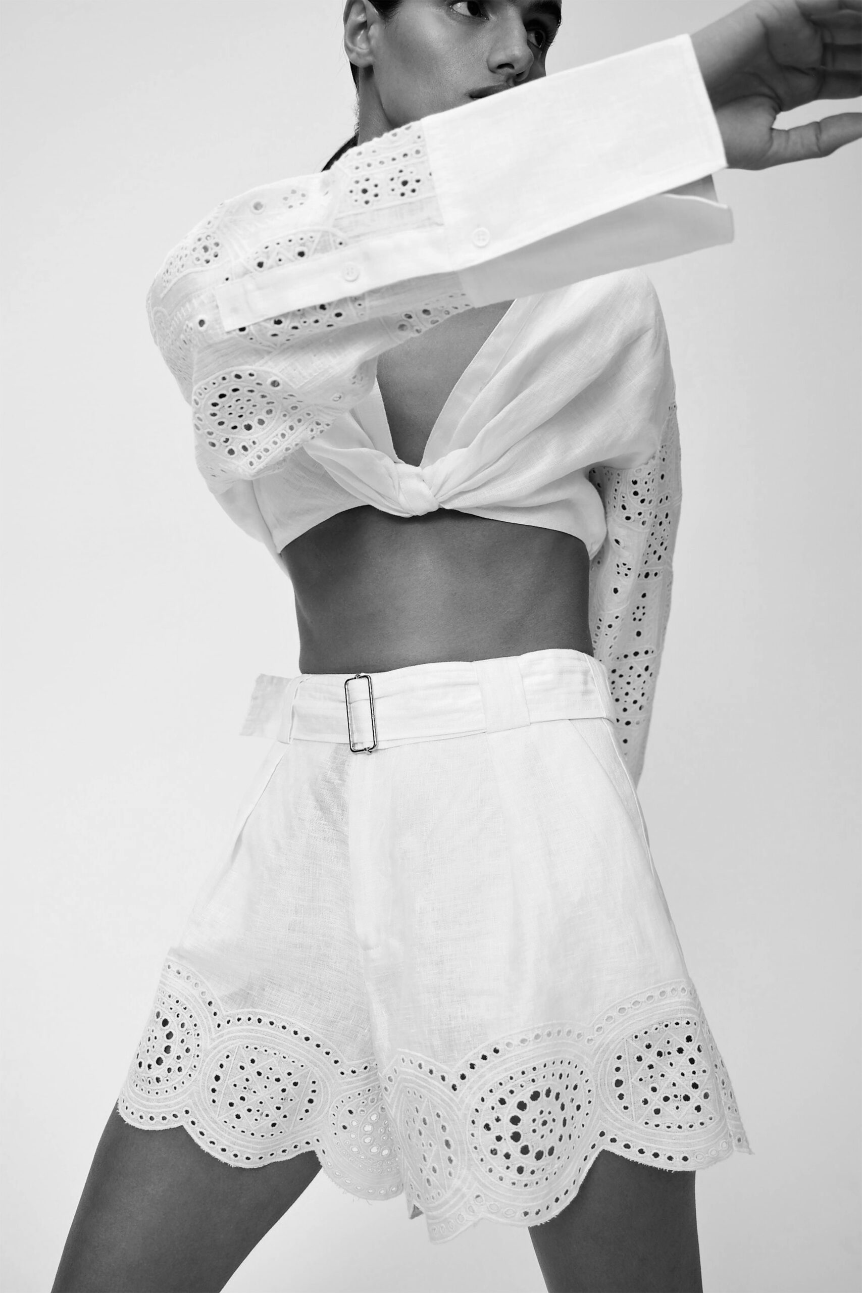 white cotton fitted embroidered shorts