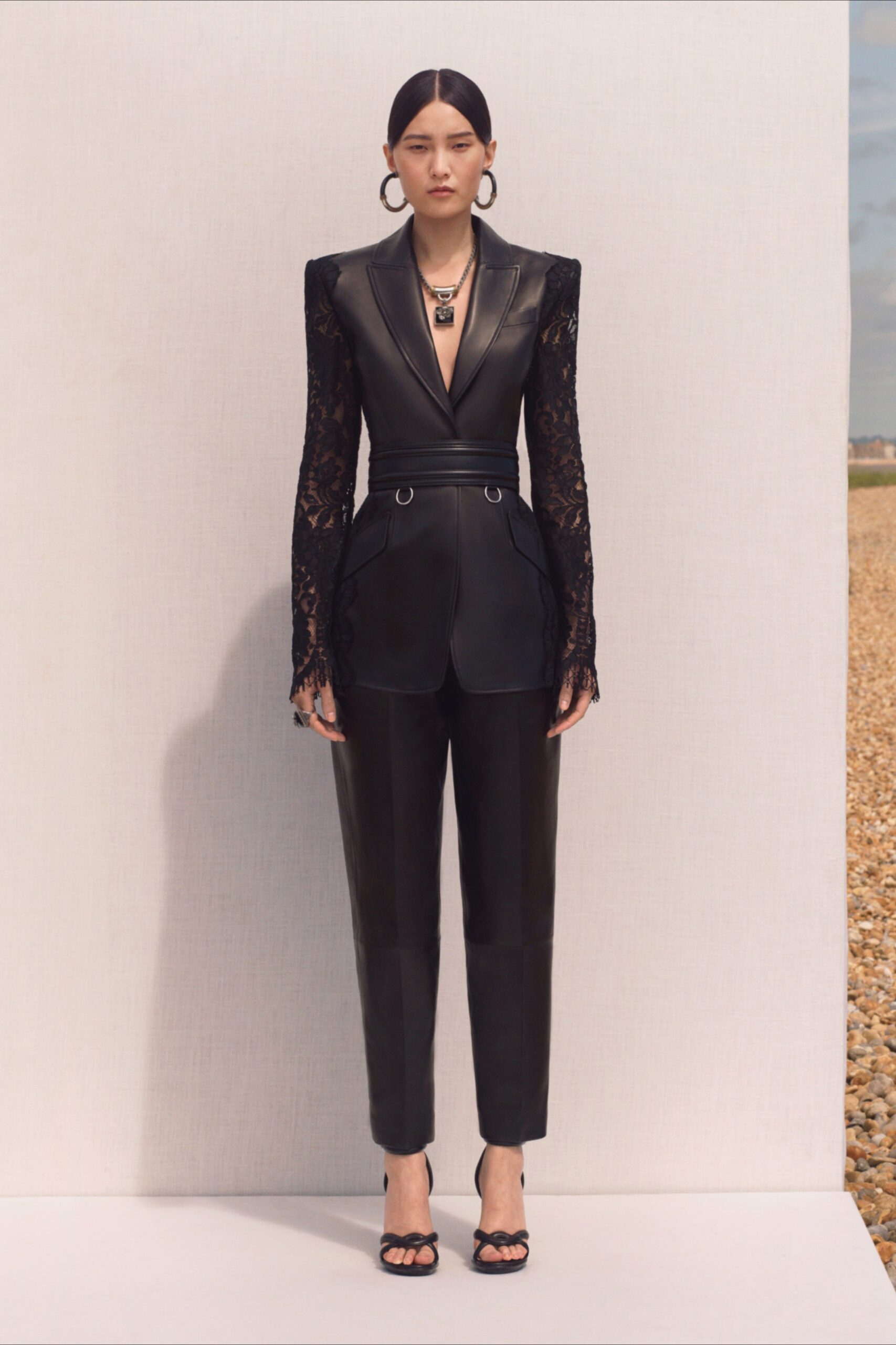 black leather long-sleeve v-neck fitted buttoned jacket