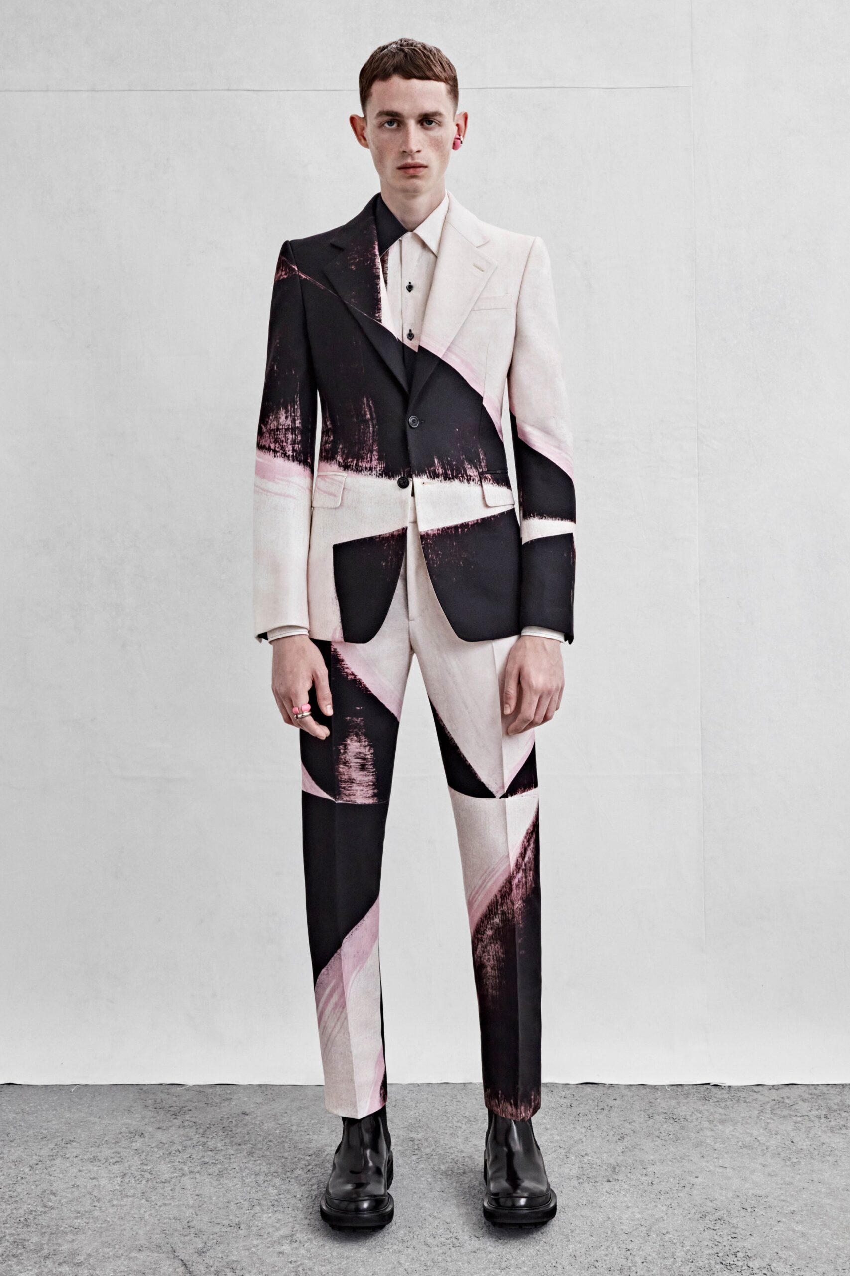 color-blocked tailored suit
