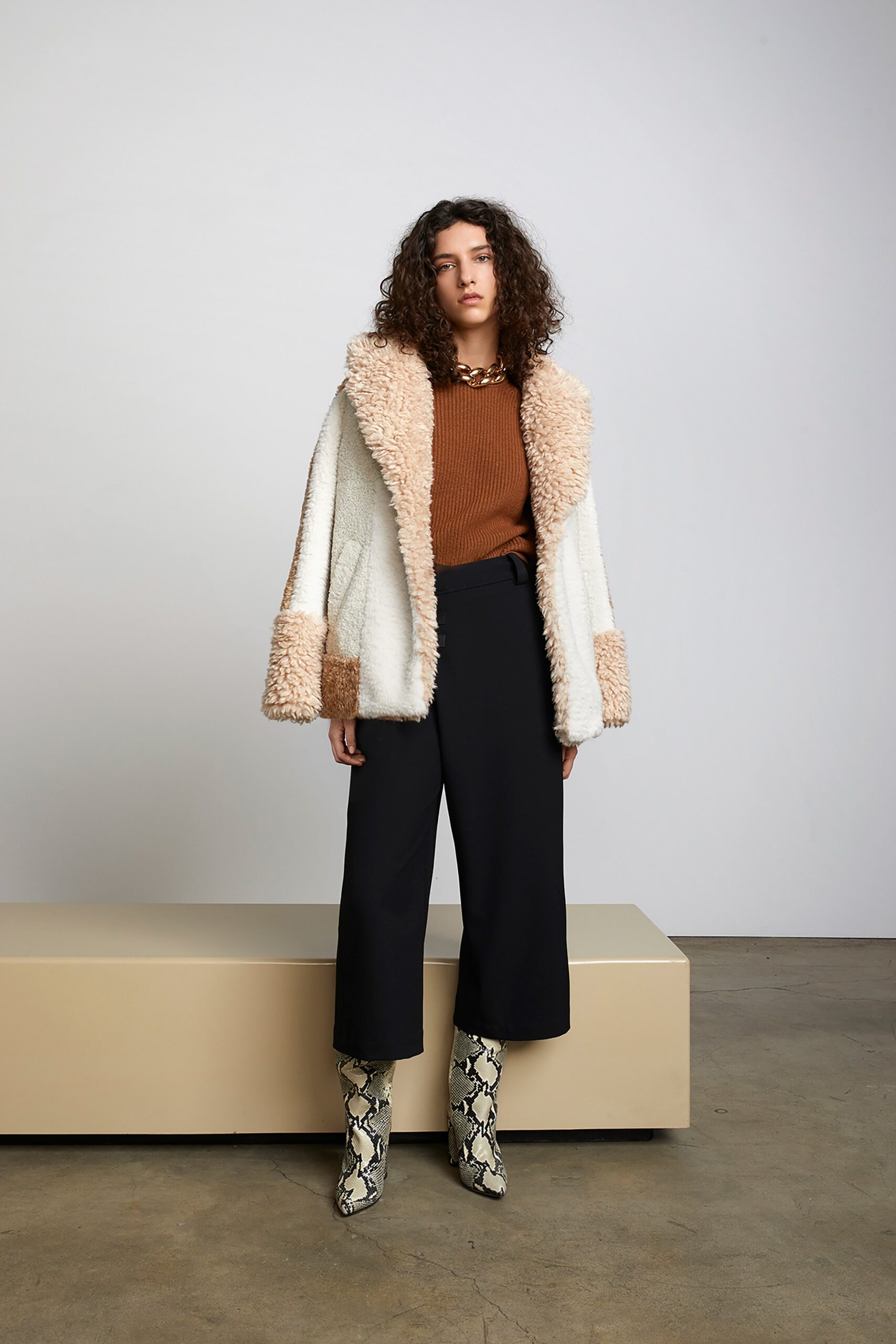 relaxed white faux-fur coat