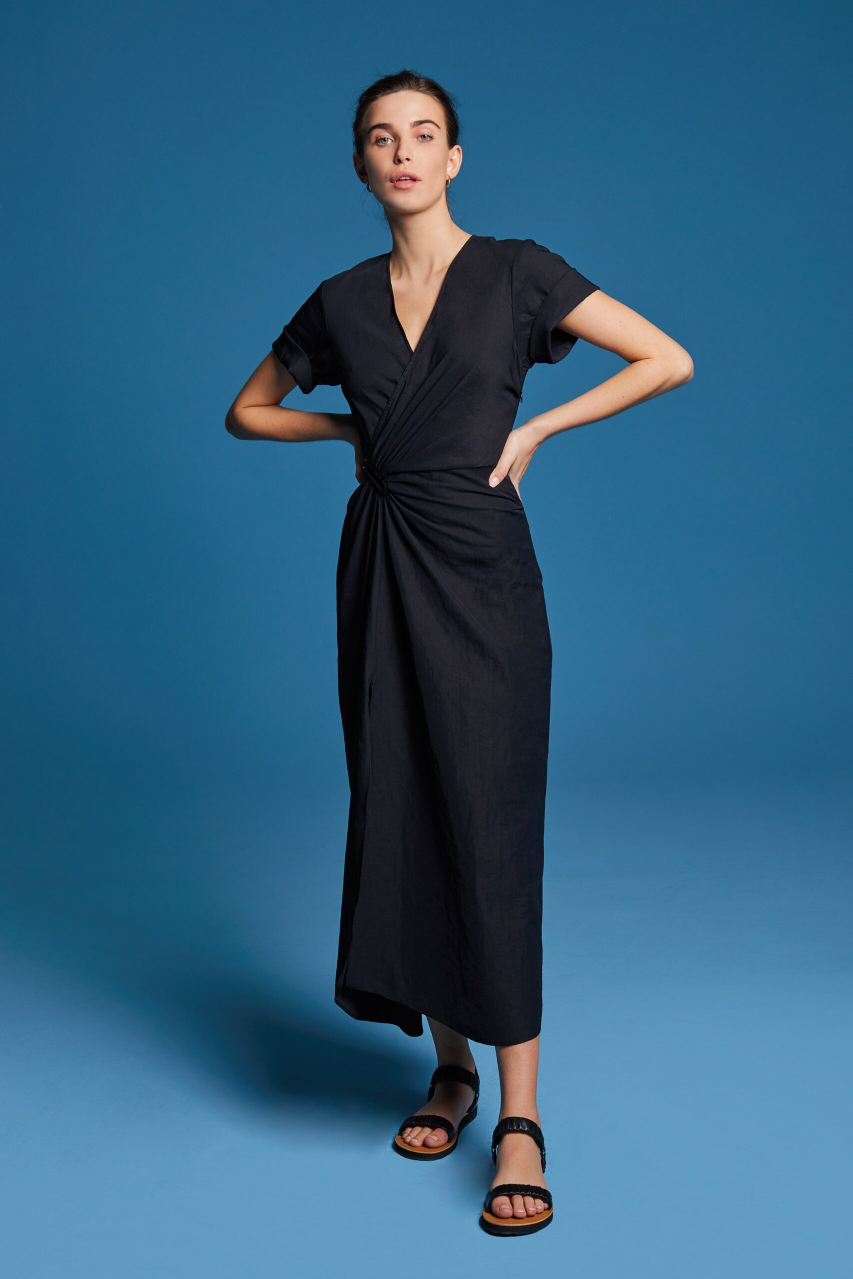 black fitted midi dress