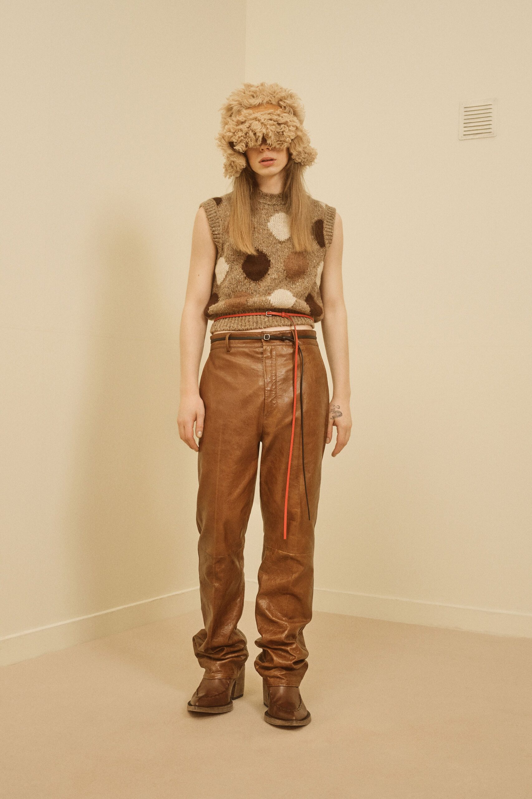 beige fur fitted hat