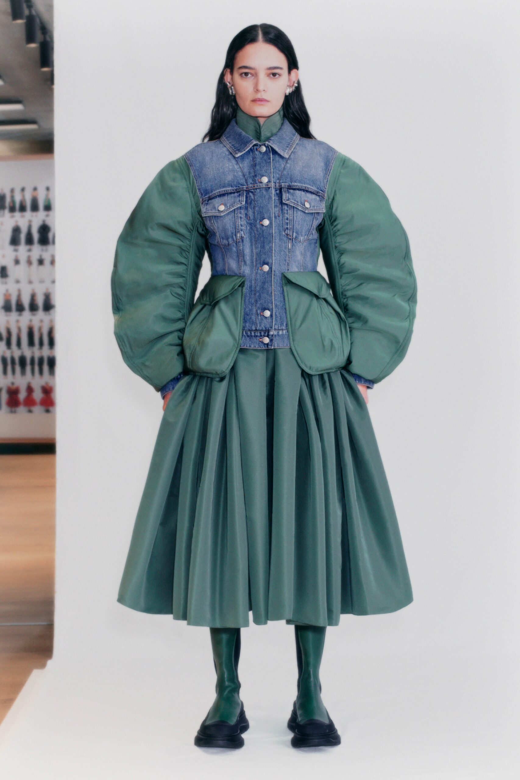 green cotton long-sleeve fitted pleated midi coat