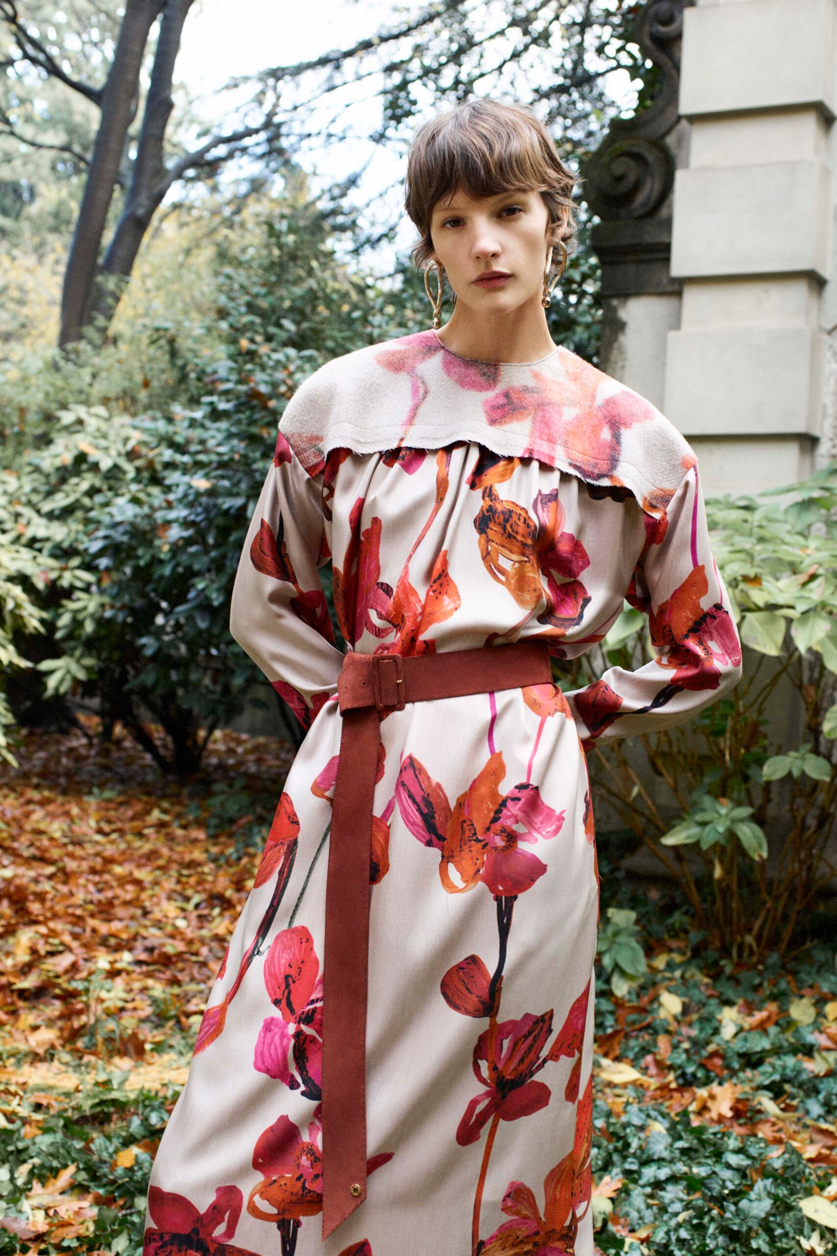 beige floral long-sleeve dress