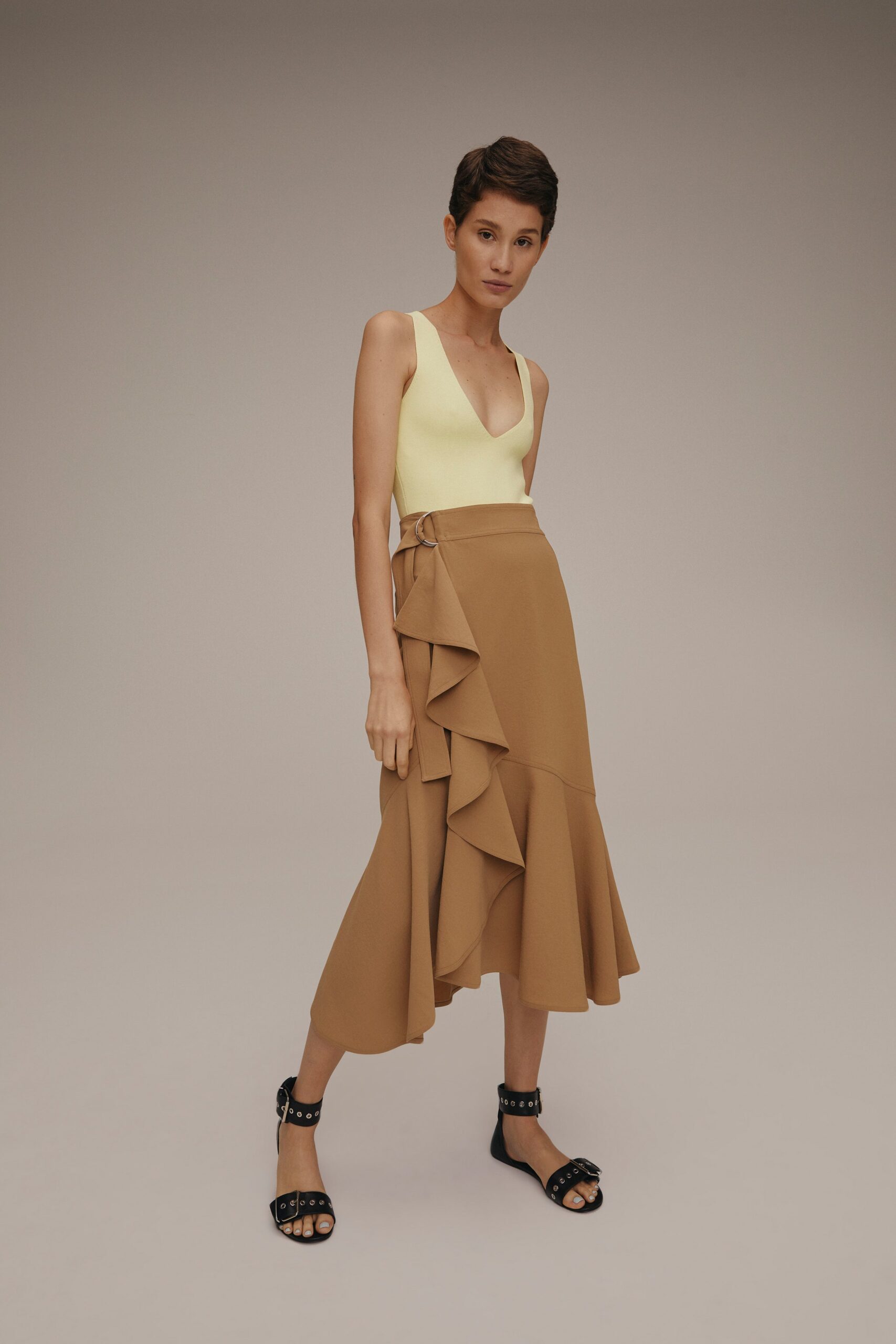 yellow fitted top brown midi skirt