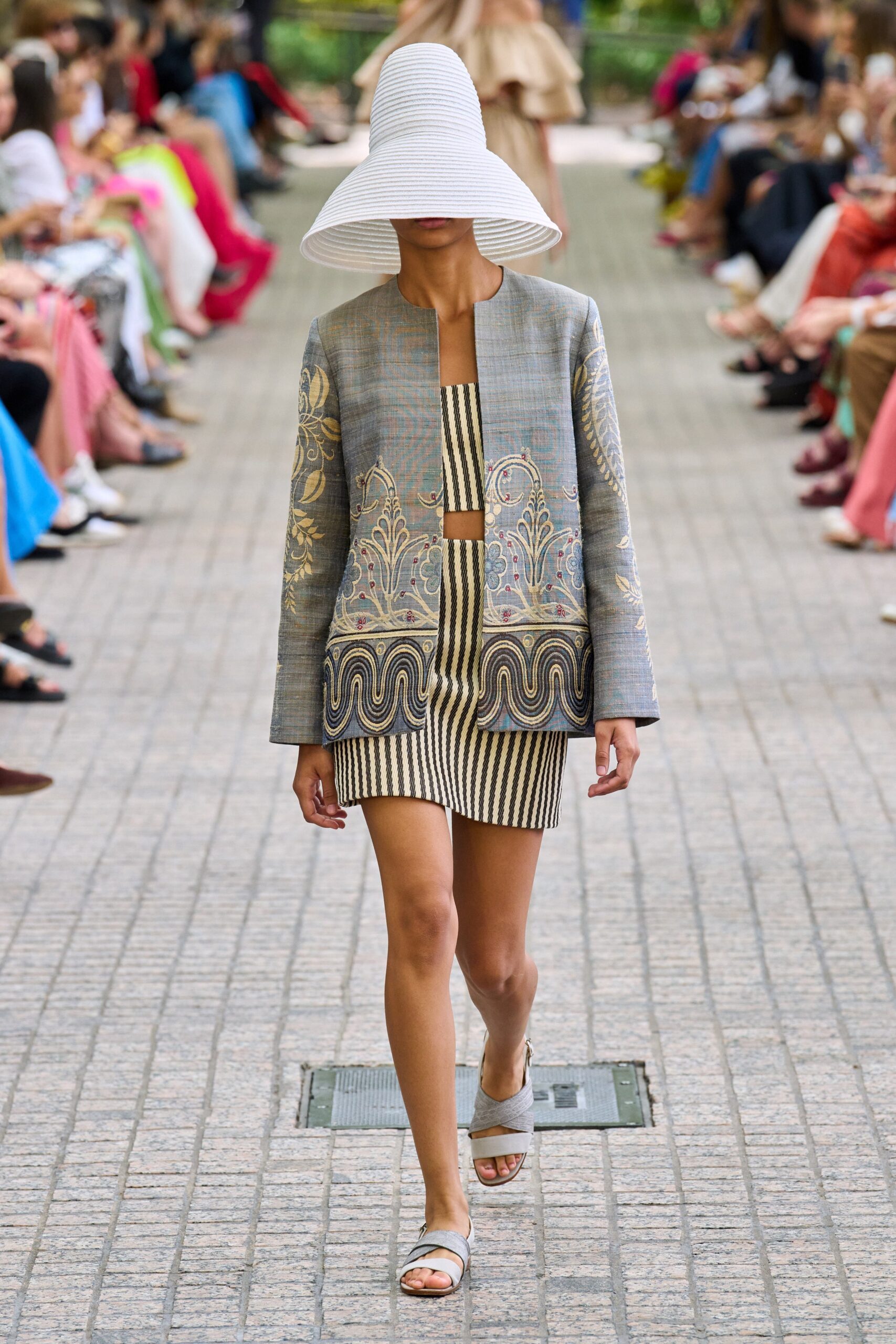 gray cotton long-sleeve collared structured embroidered jacket