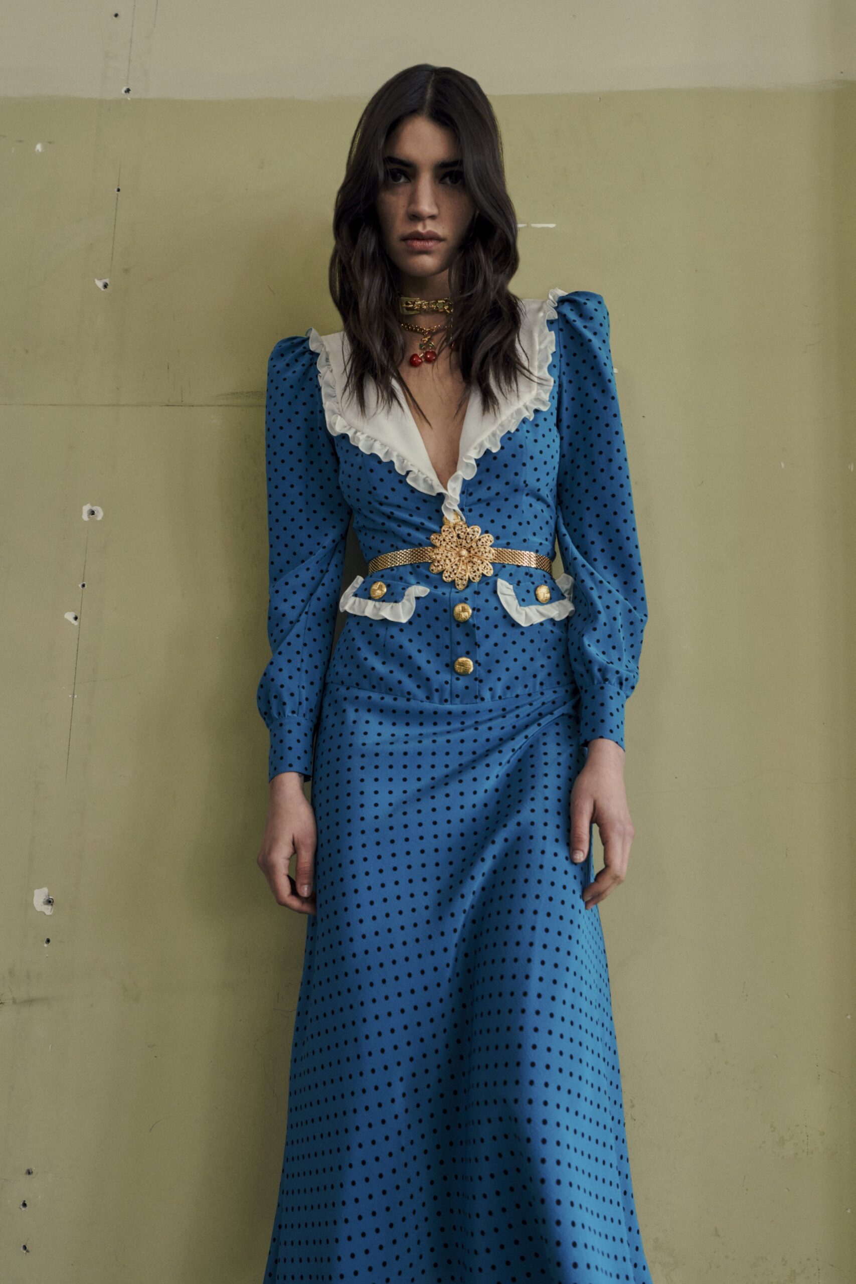 blue polka-dot fitted dress