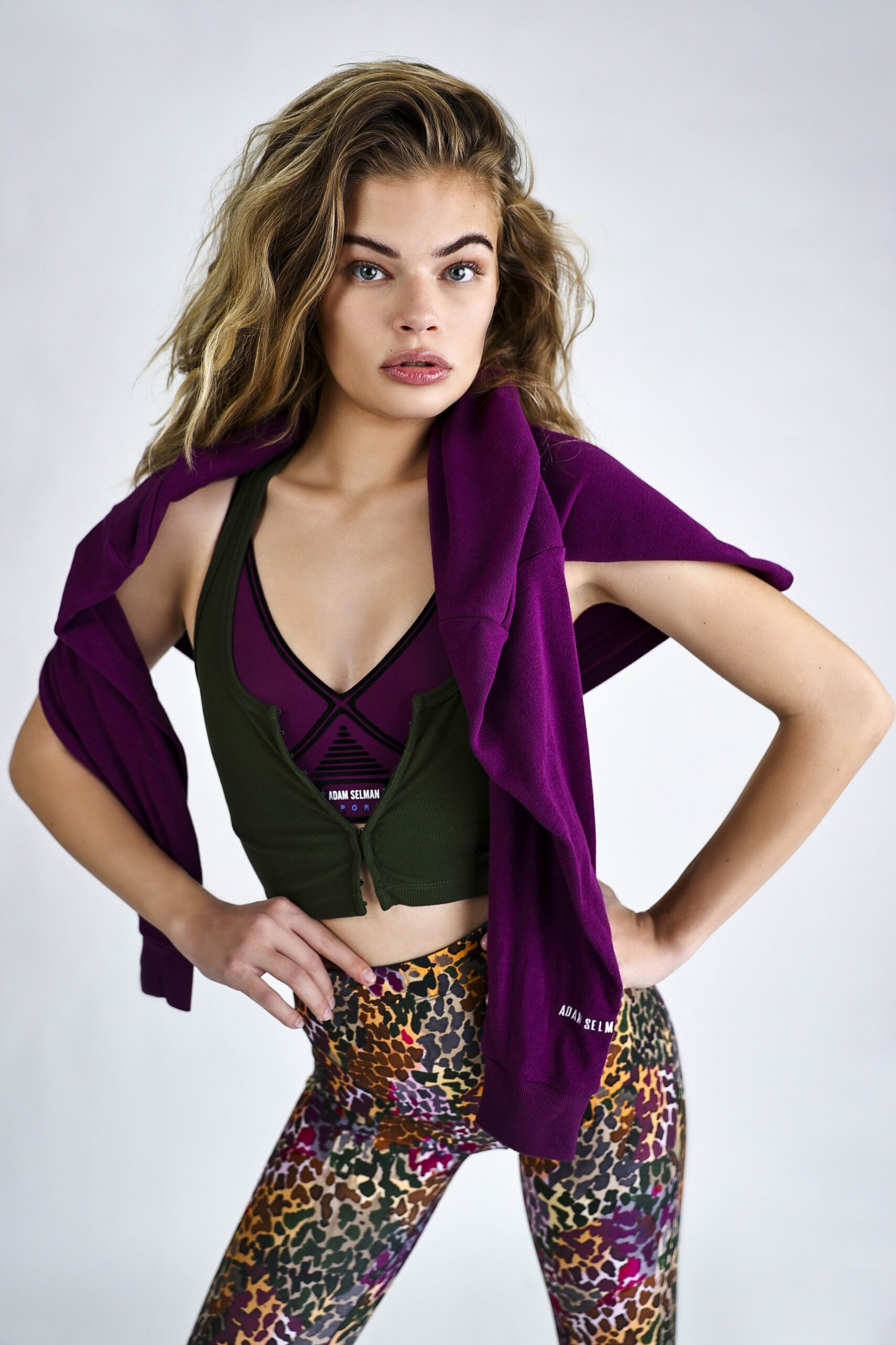 fitted crop-top with printed leggings