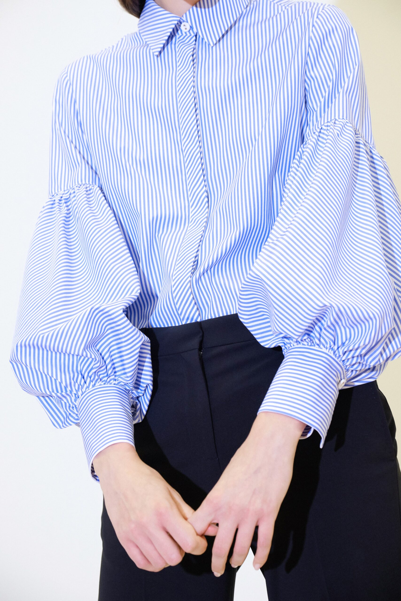 blue cotton long-sleeve collared fitted striped padded shirt
