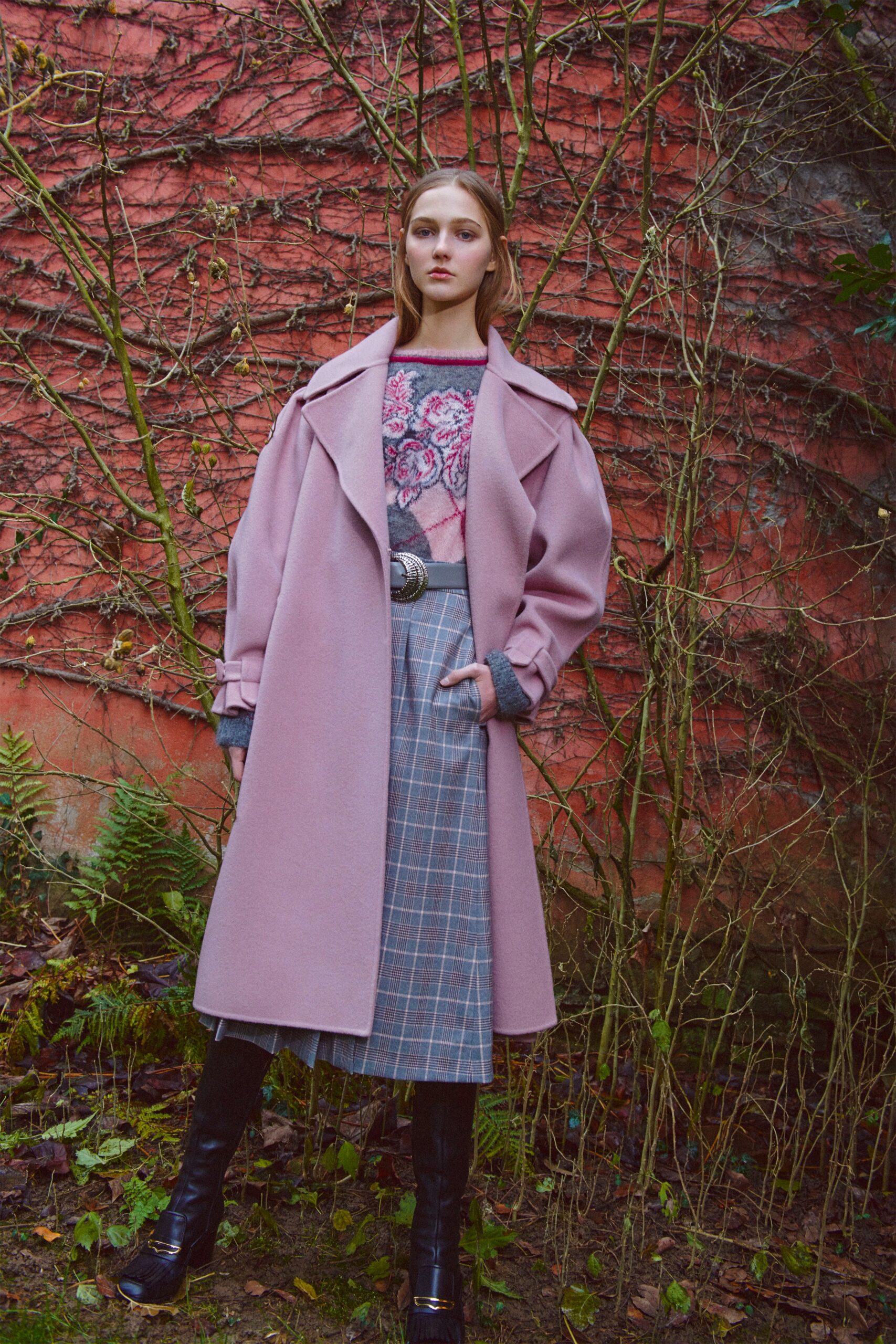 pink wool long-sleeve collared oversized buttoned coat