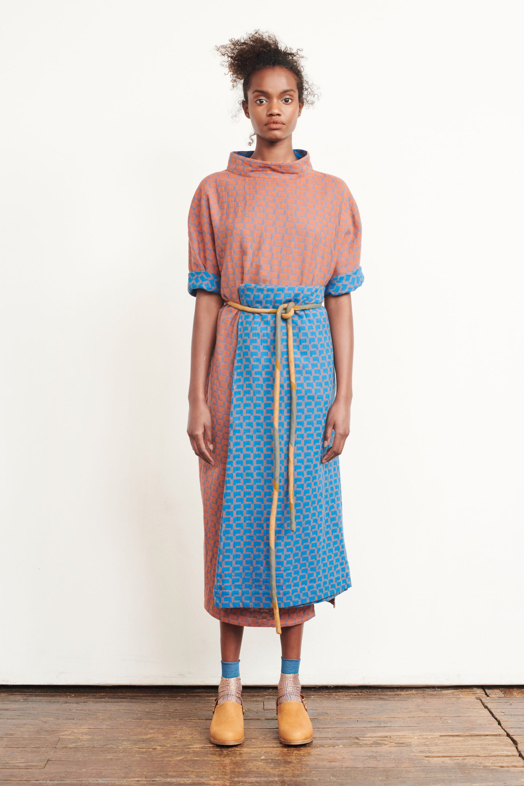 blue and orange printed relaxed dress