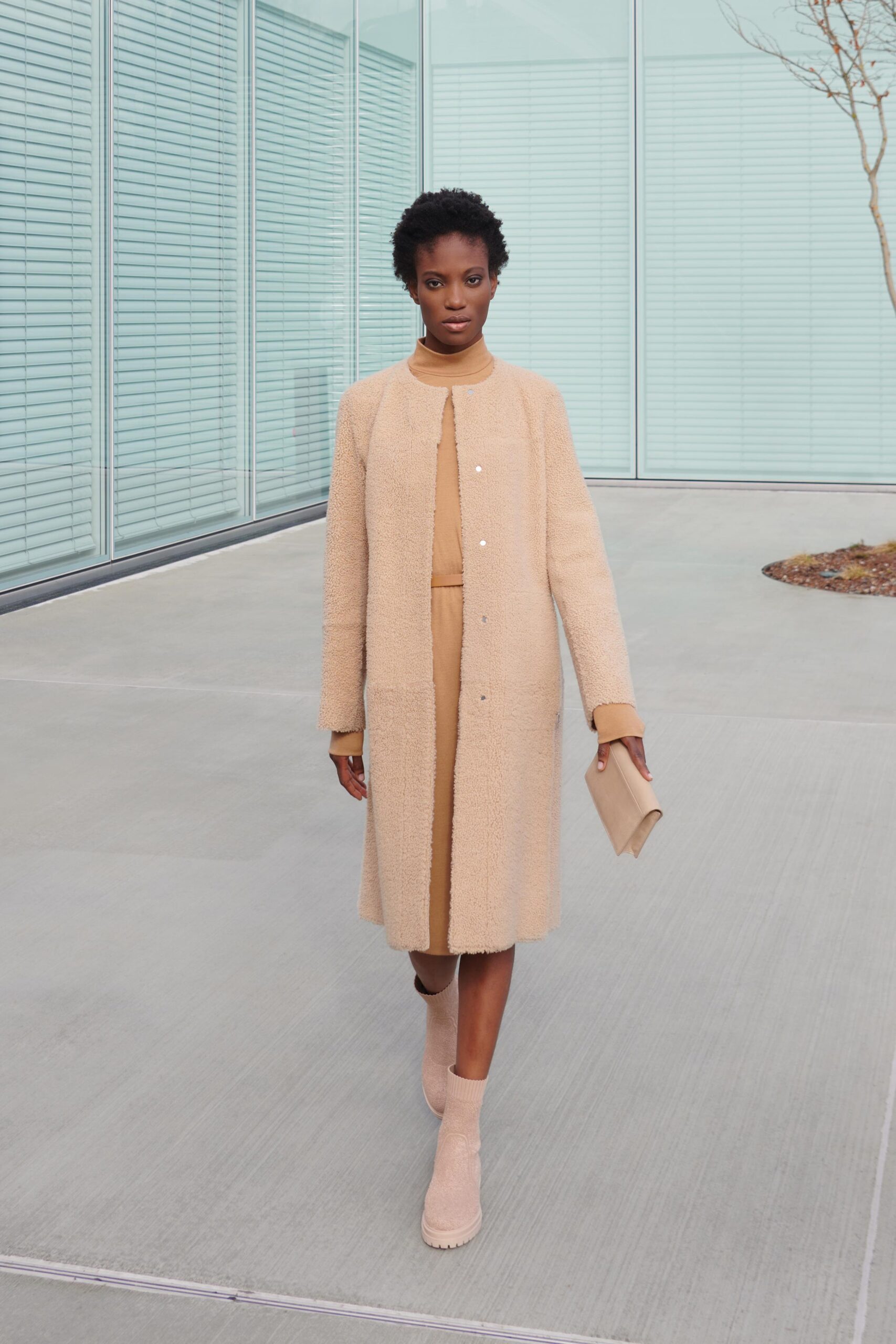 beige knit boots