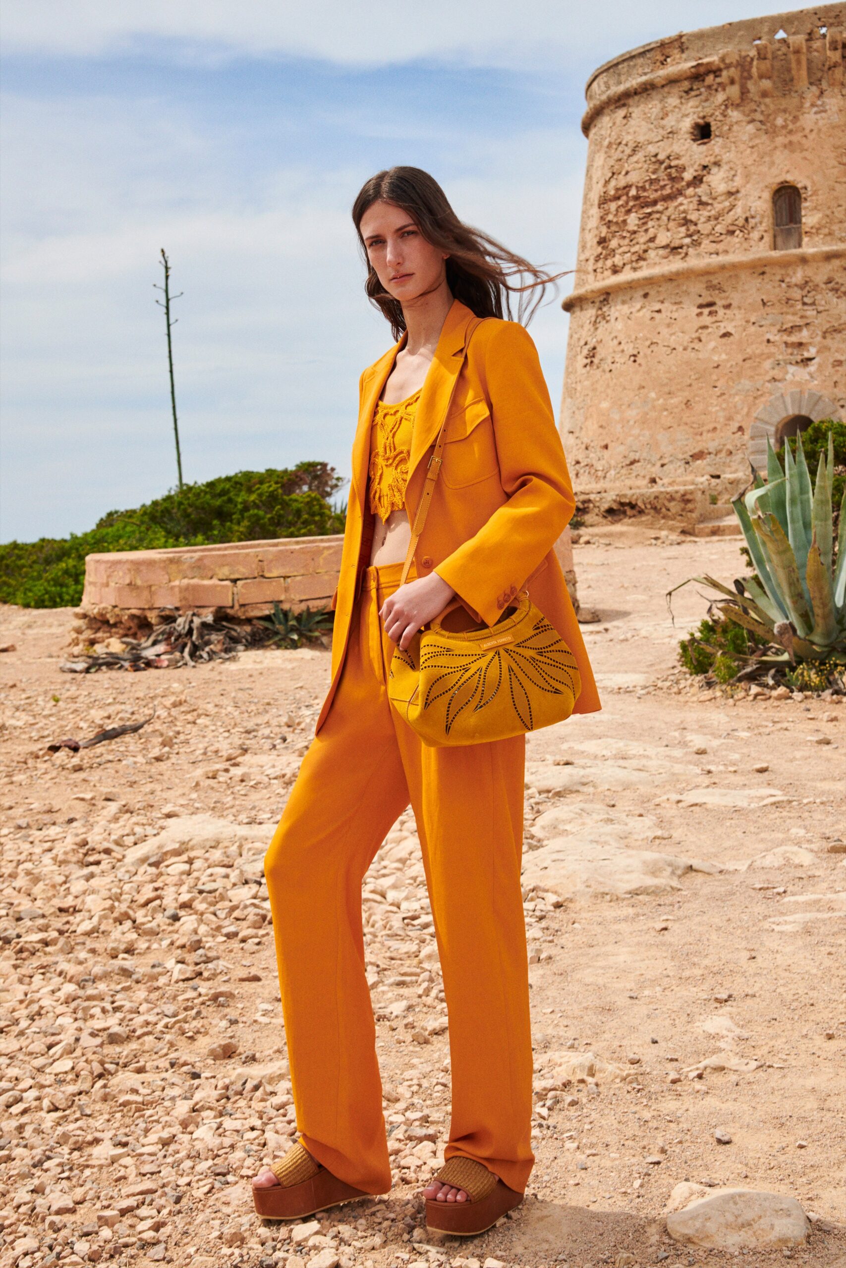 yellow cotton long-sleeve collared tailored buttoned blazer