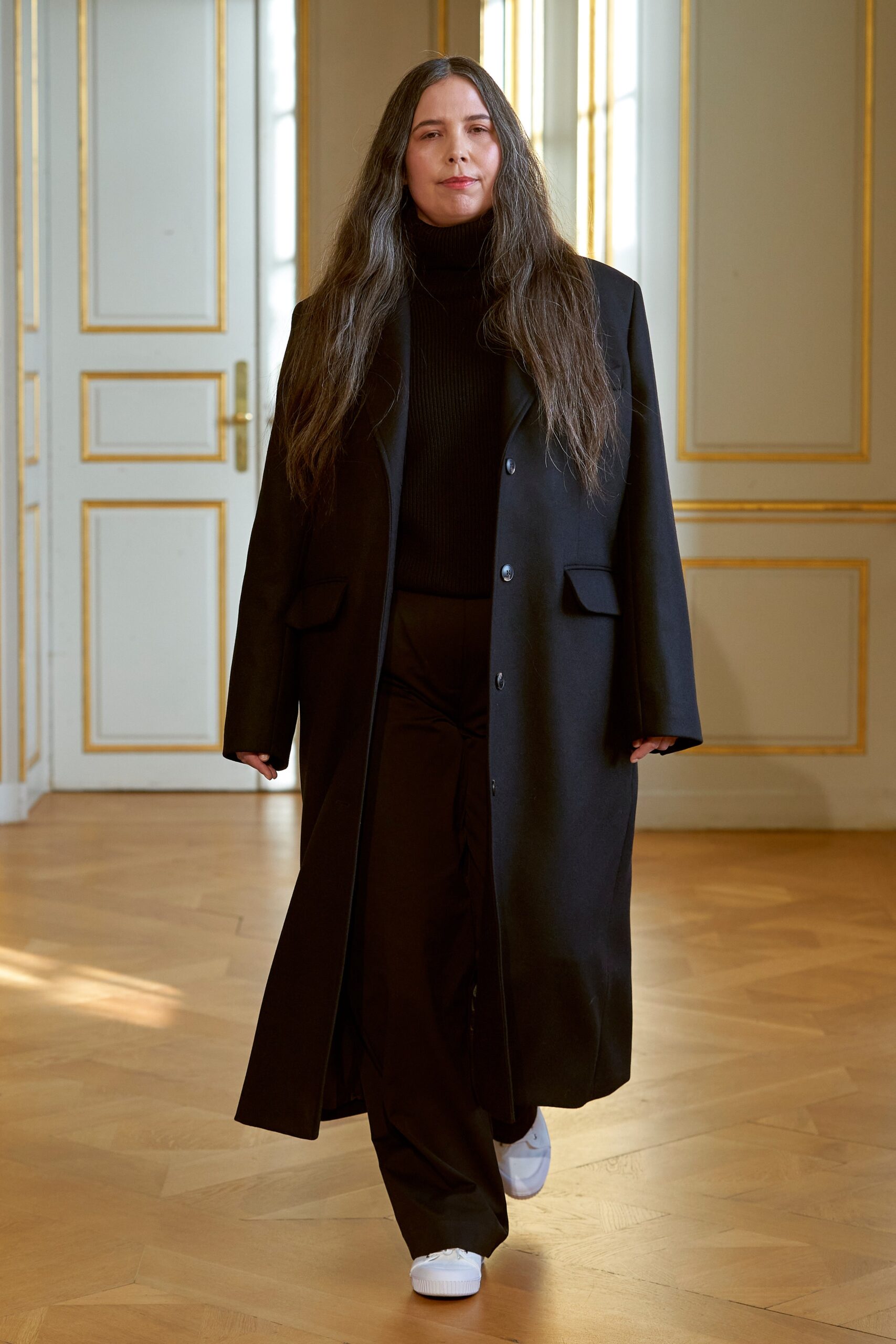 oversized black coat with turtleneck