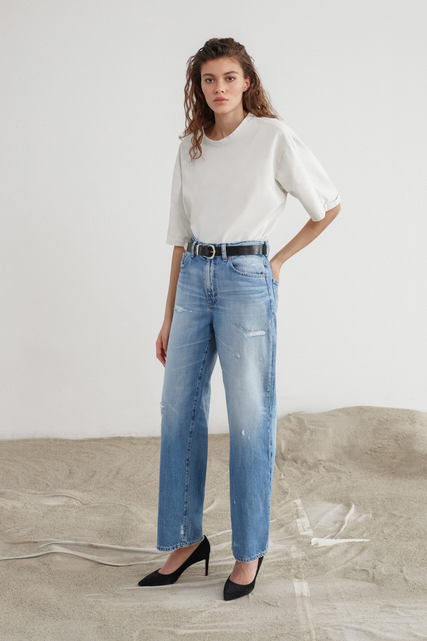 white relaxed top with blue jeans
