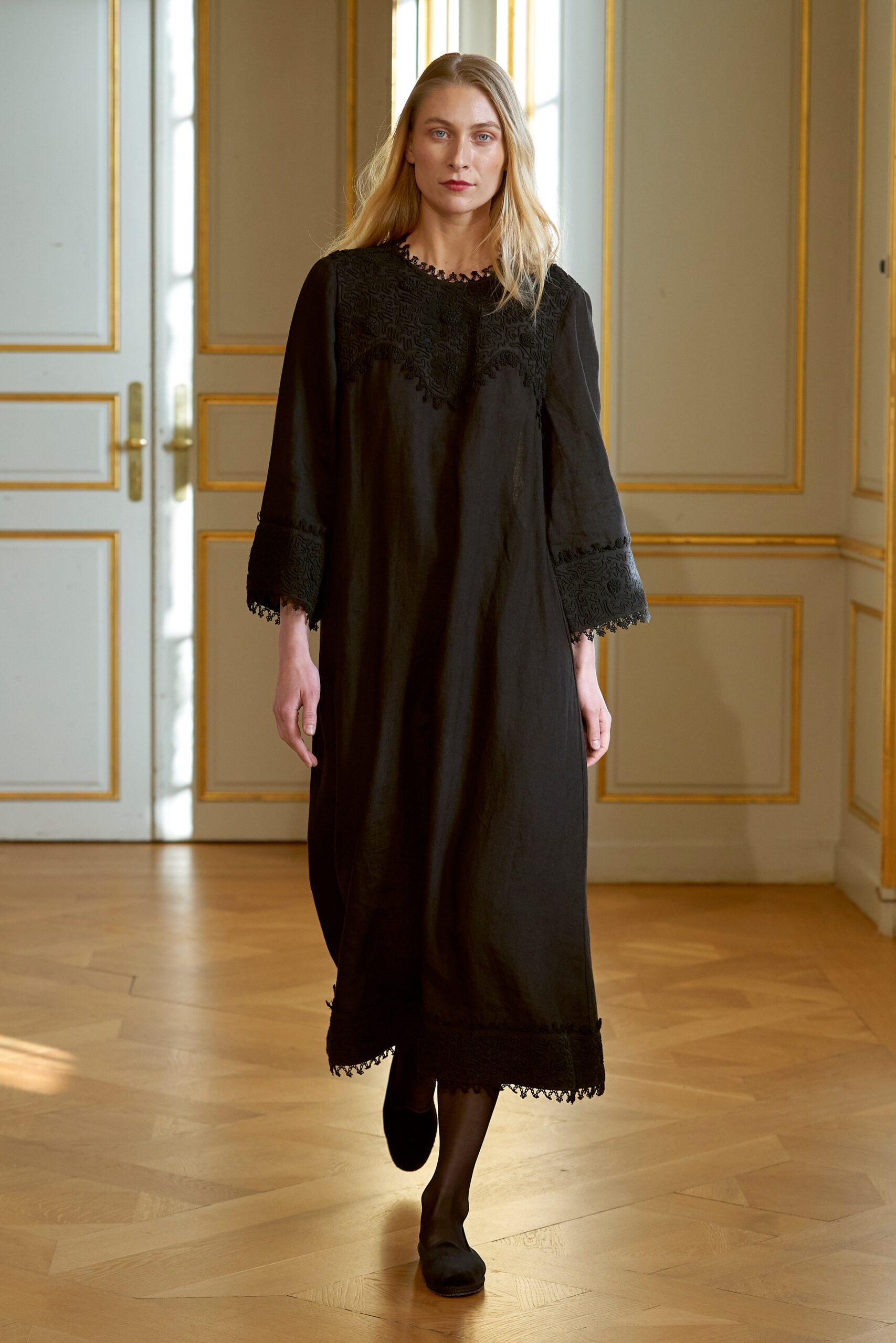 black relaxed maxi dress