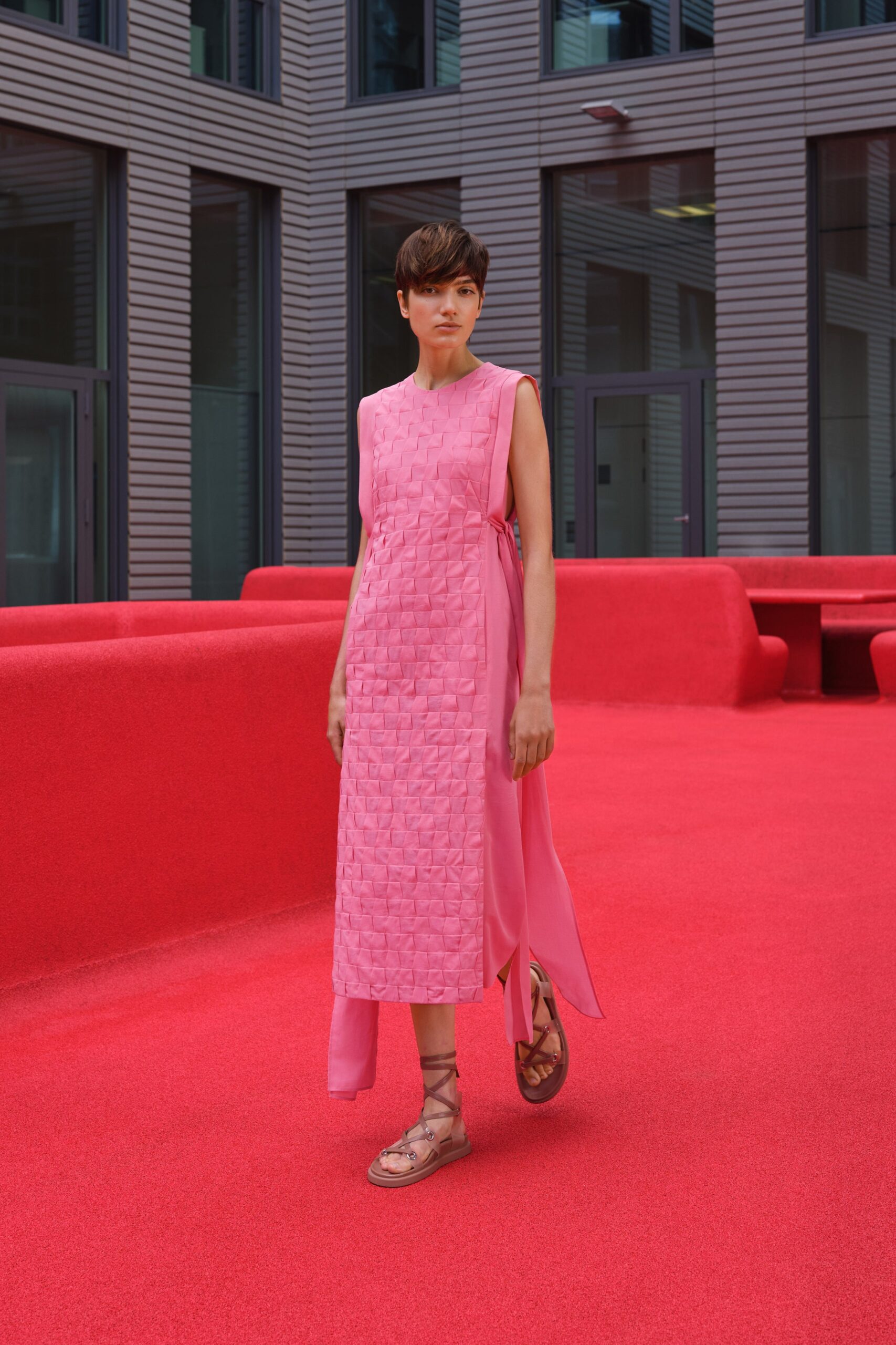 pink fitted sleeveless dress