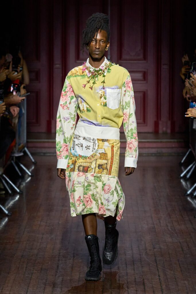 A relaxed fit floral printed dress shirt with long sleeves and a collared neckline.