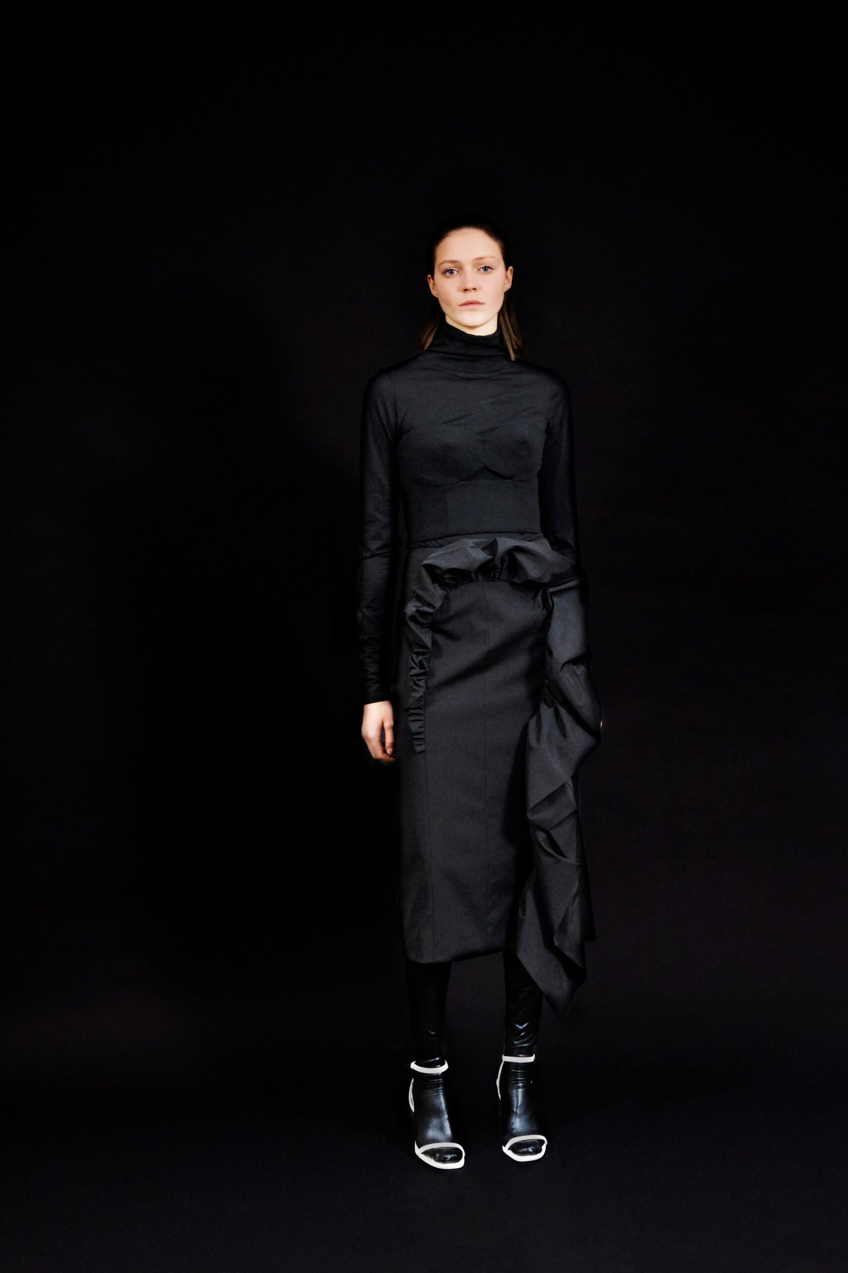 black fitted long-sleeve dress