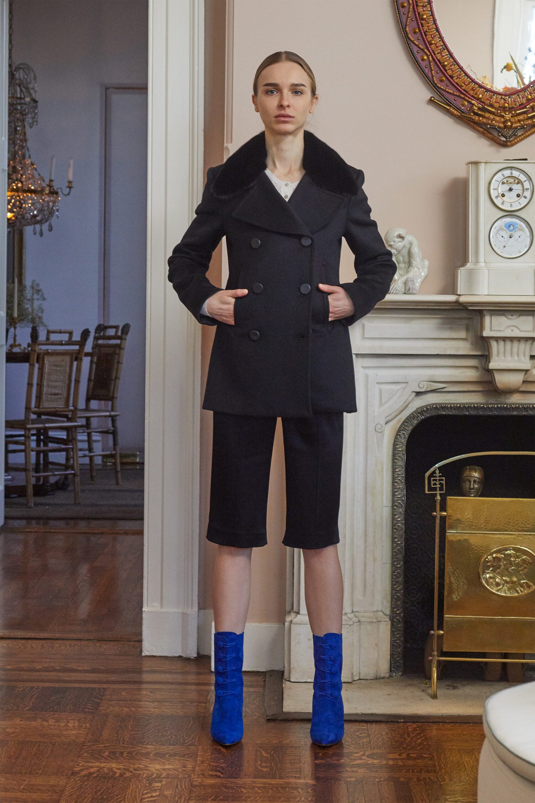 black wool long-sleeve double-breasted tailored buttoned pockets jacket