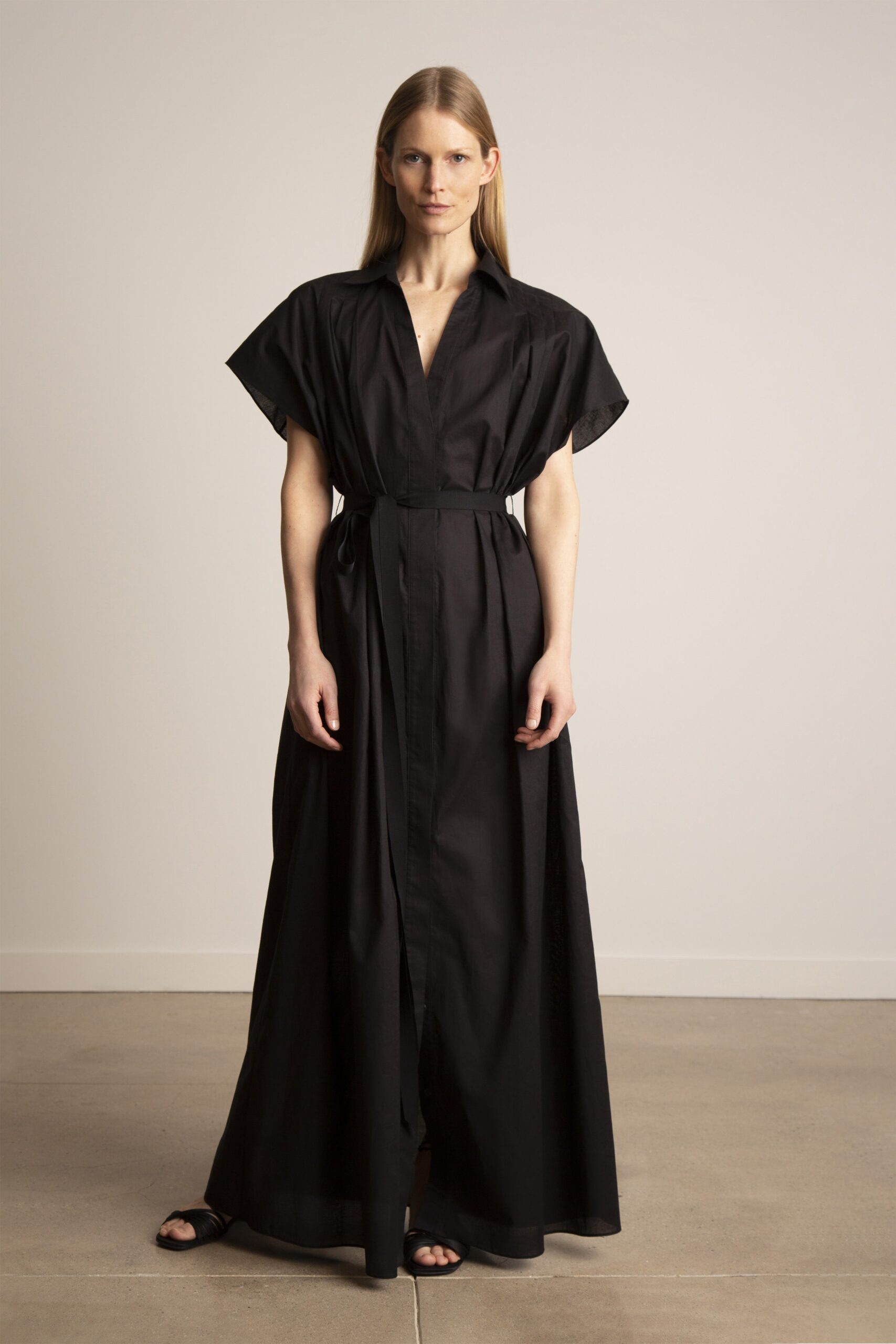 black relaxed maxi dress