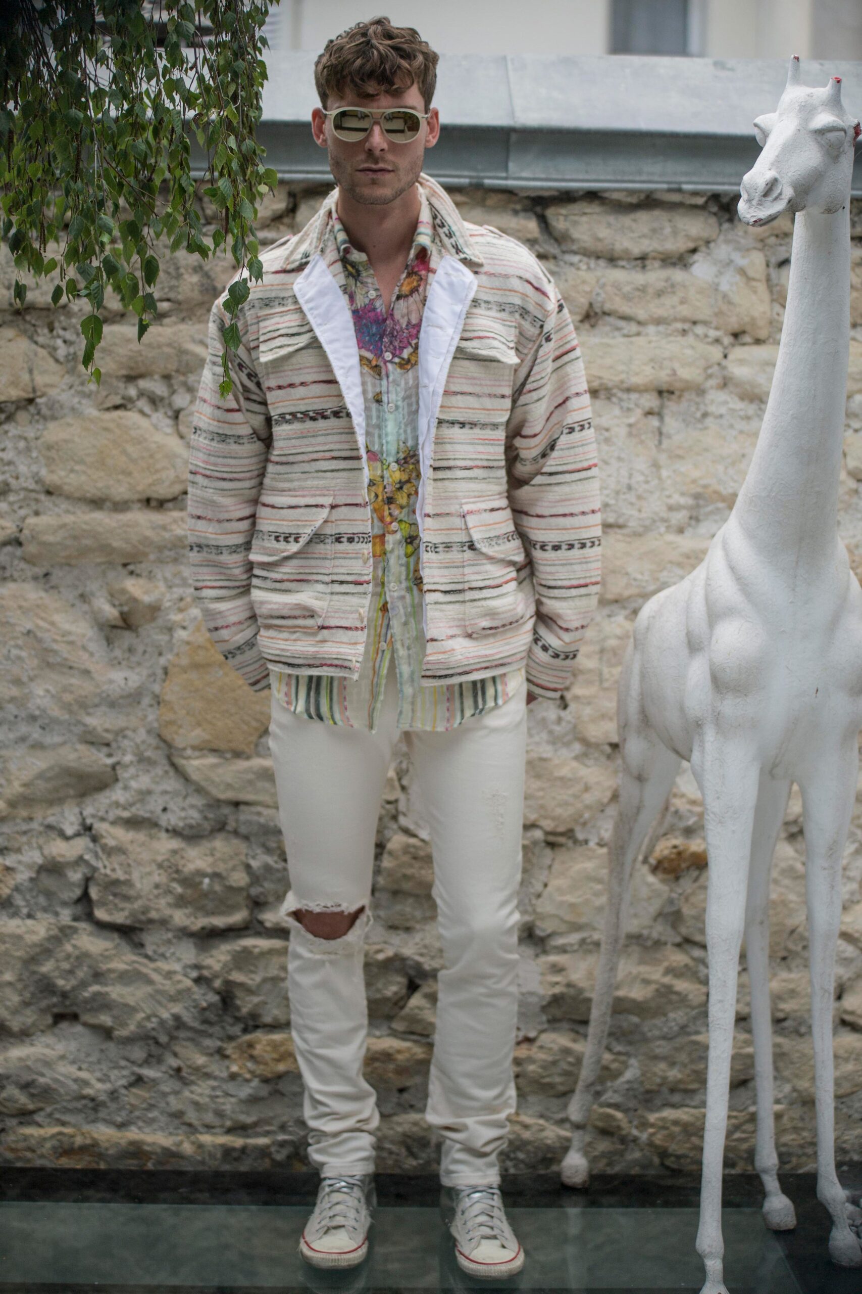 beige cotton long-sleeve collared relaxed layered zippered jacket