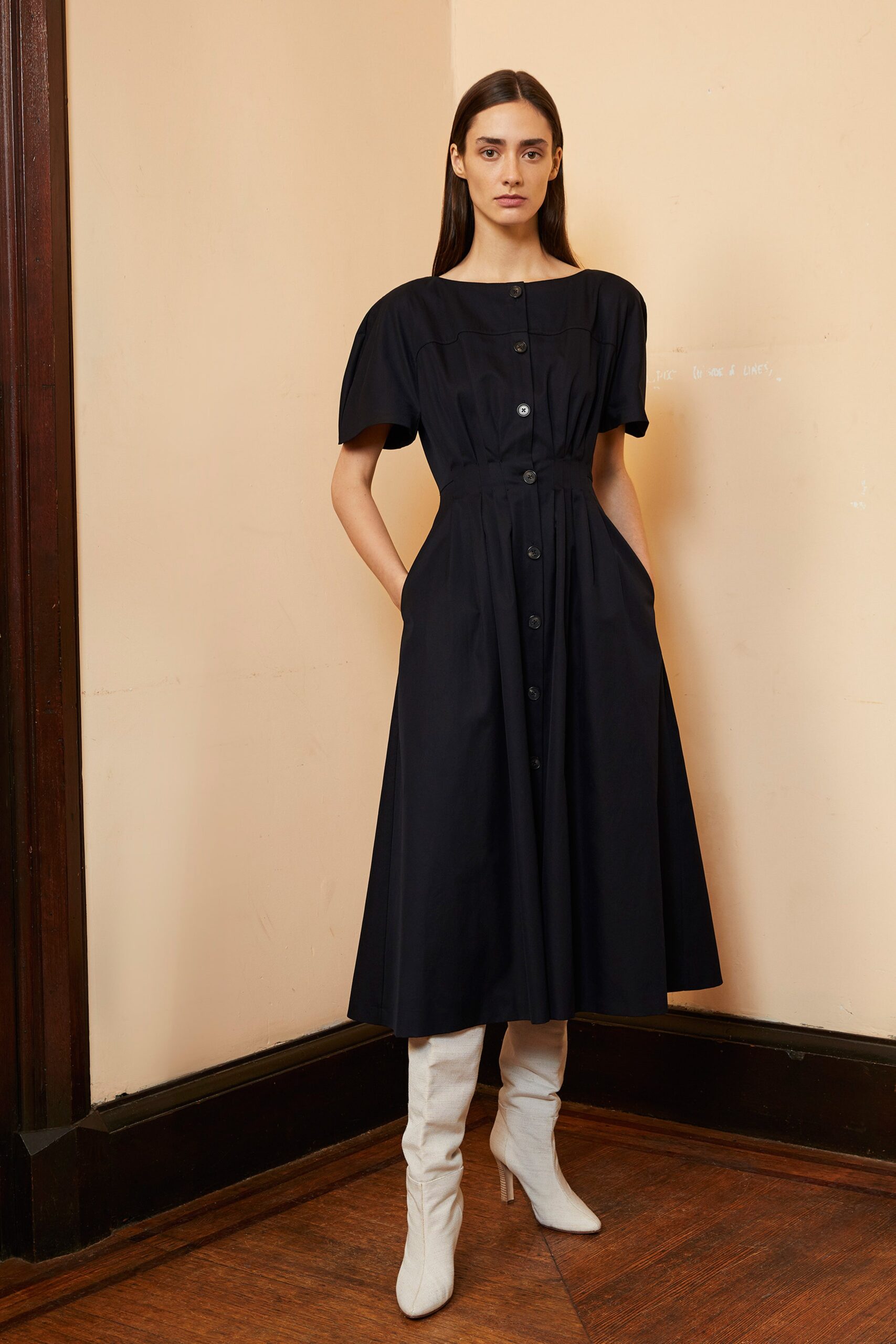 black cotton short-sleeve collared fitted buttoned pockets dress