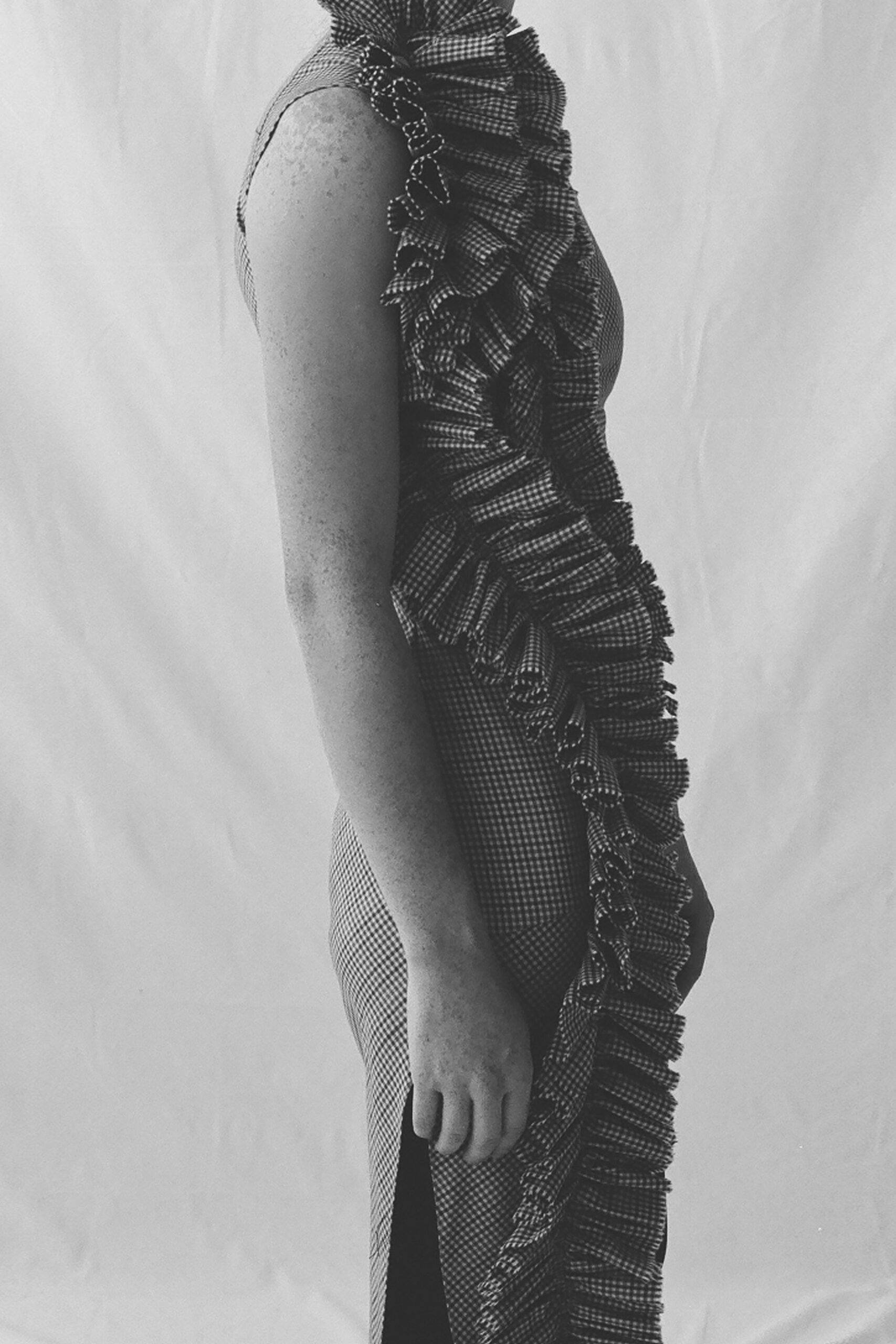 black and white ruffled midi dress
