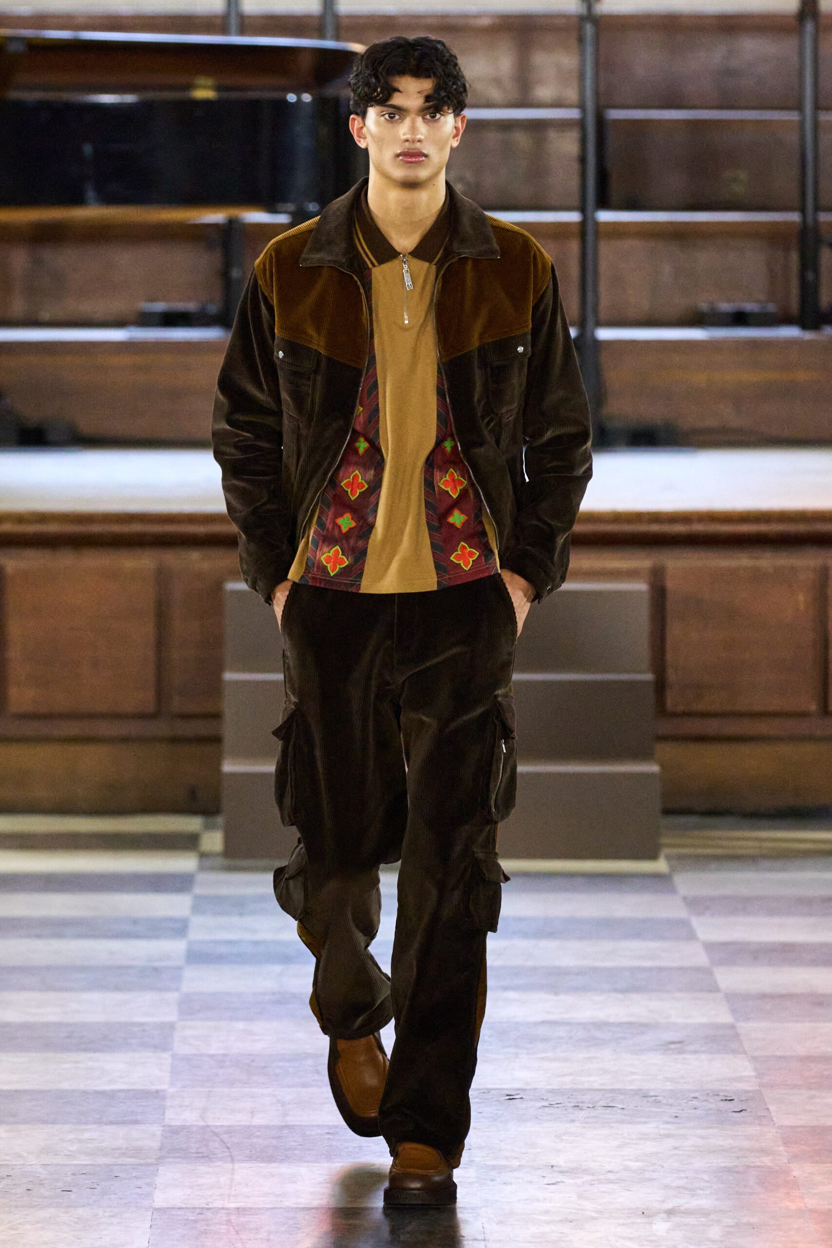brown cotton relaxed cargo pants
