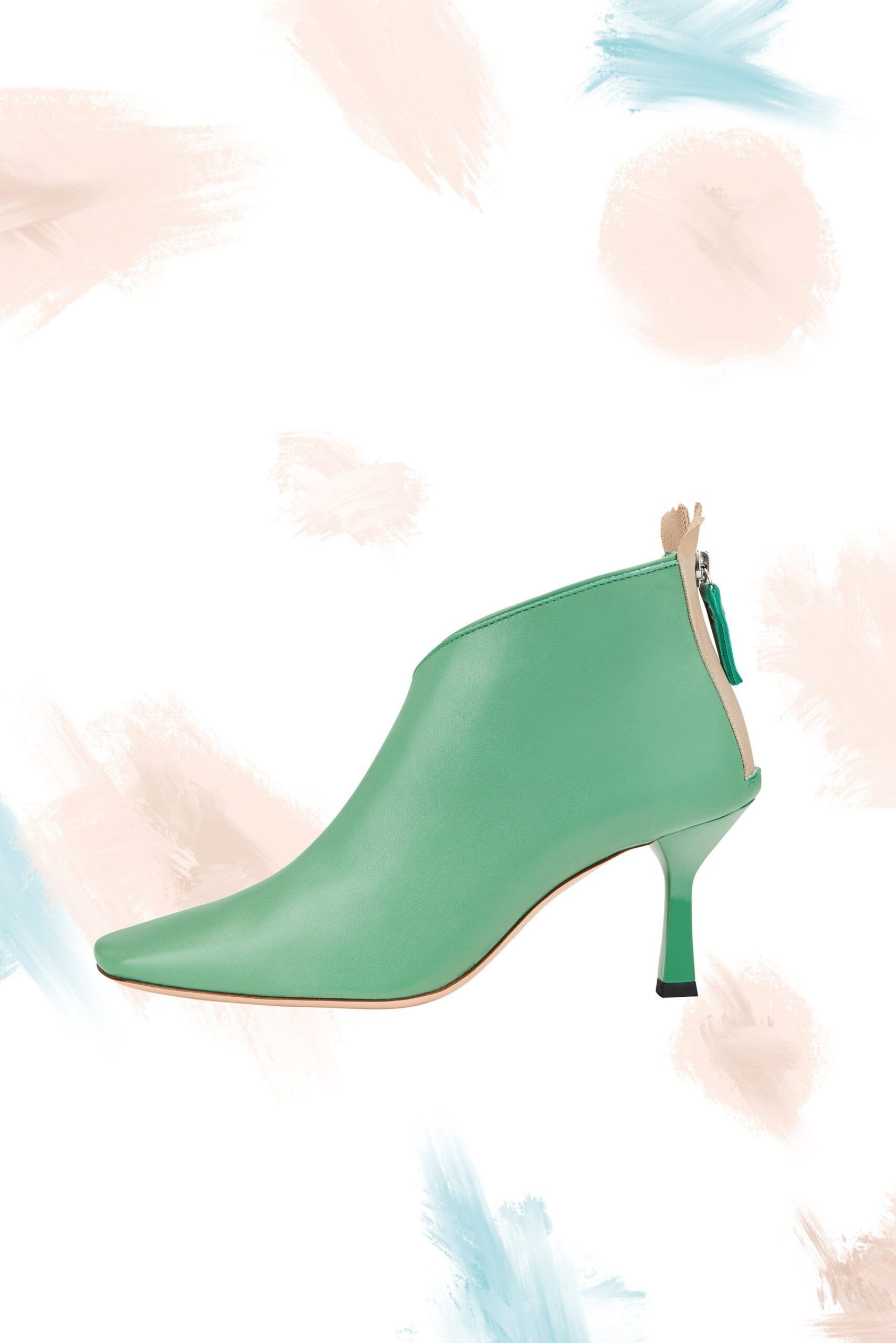 green leather pointed shoes