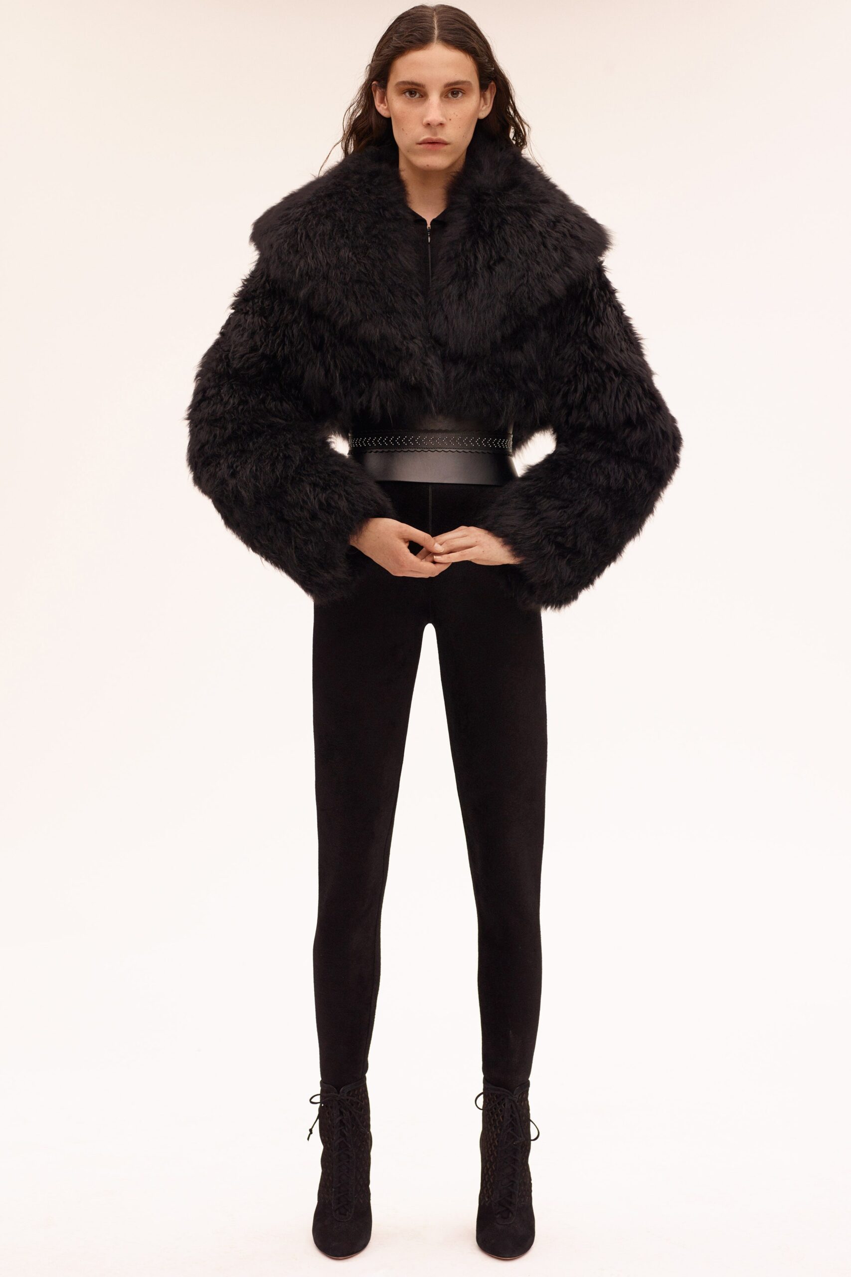 black faux-fur long-sleeve collared fitted layered coat