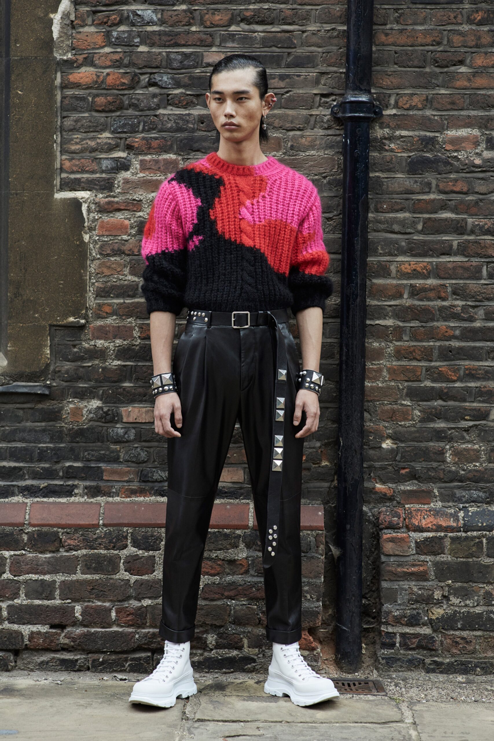 pink wool long-sleeve collared relaxed color-blocked sweater